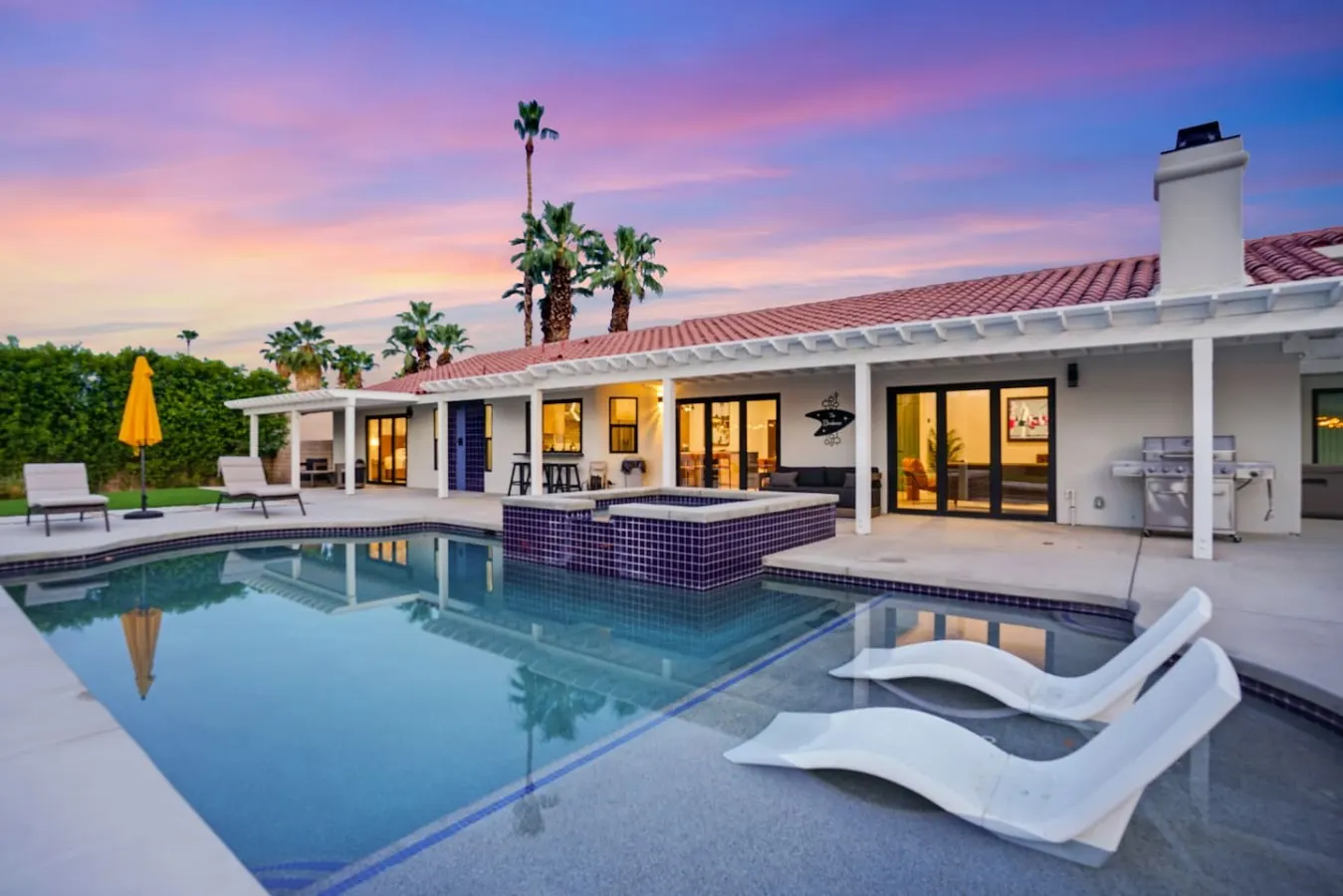 The Barbara: Luxury Home Saltwater Pool, Huge Yard 17
