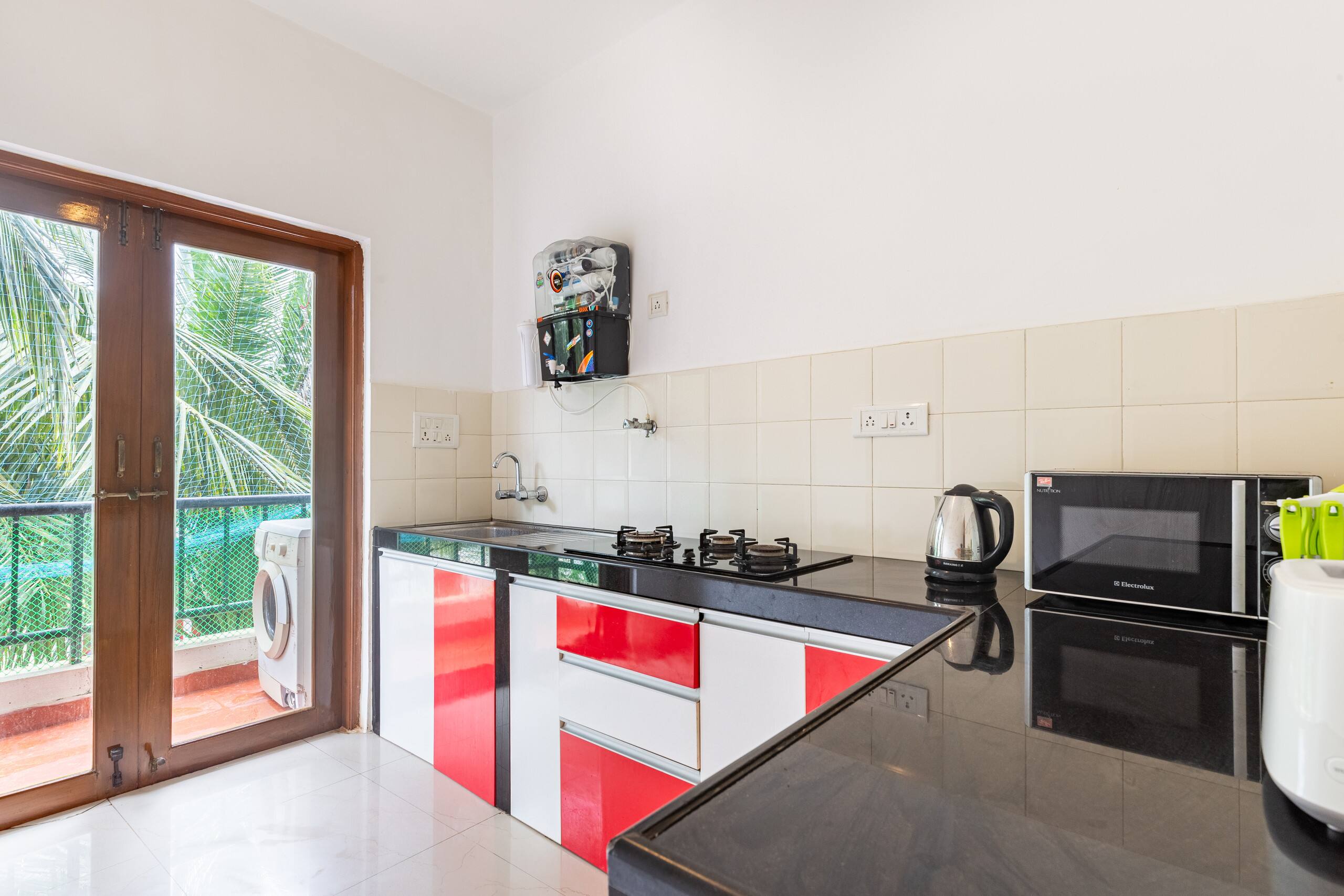Glee by AlohaGoa: 2BHK Swimming Pool View Apt. 9