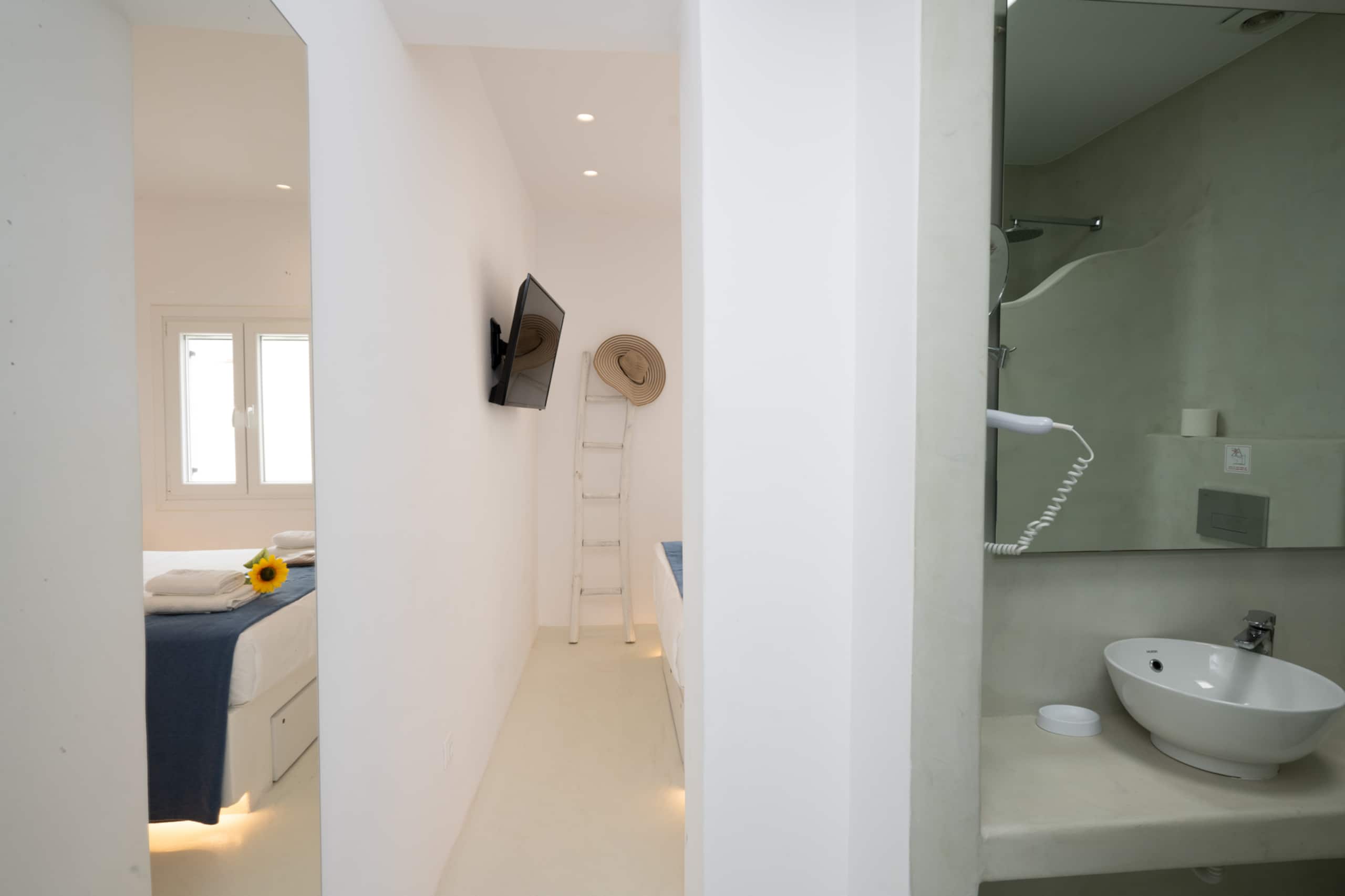 Hyades -  Downtown Suites No 1 , Mykonos Town 31