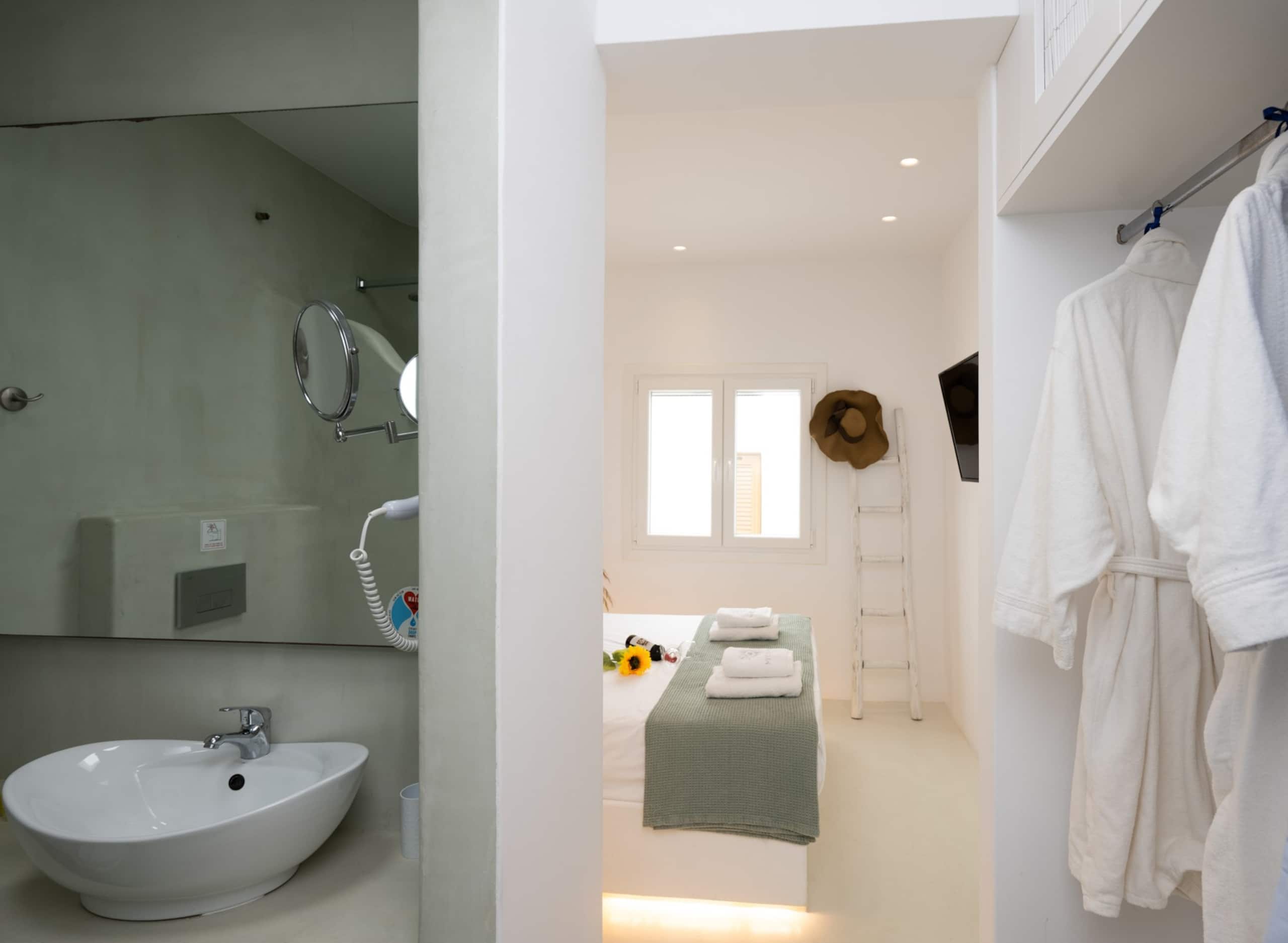 Hyades -  Downtown Suites No 1 , Mykonos Town 25
