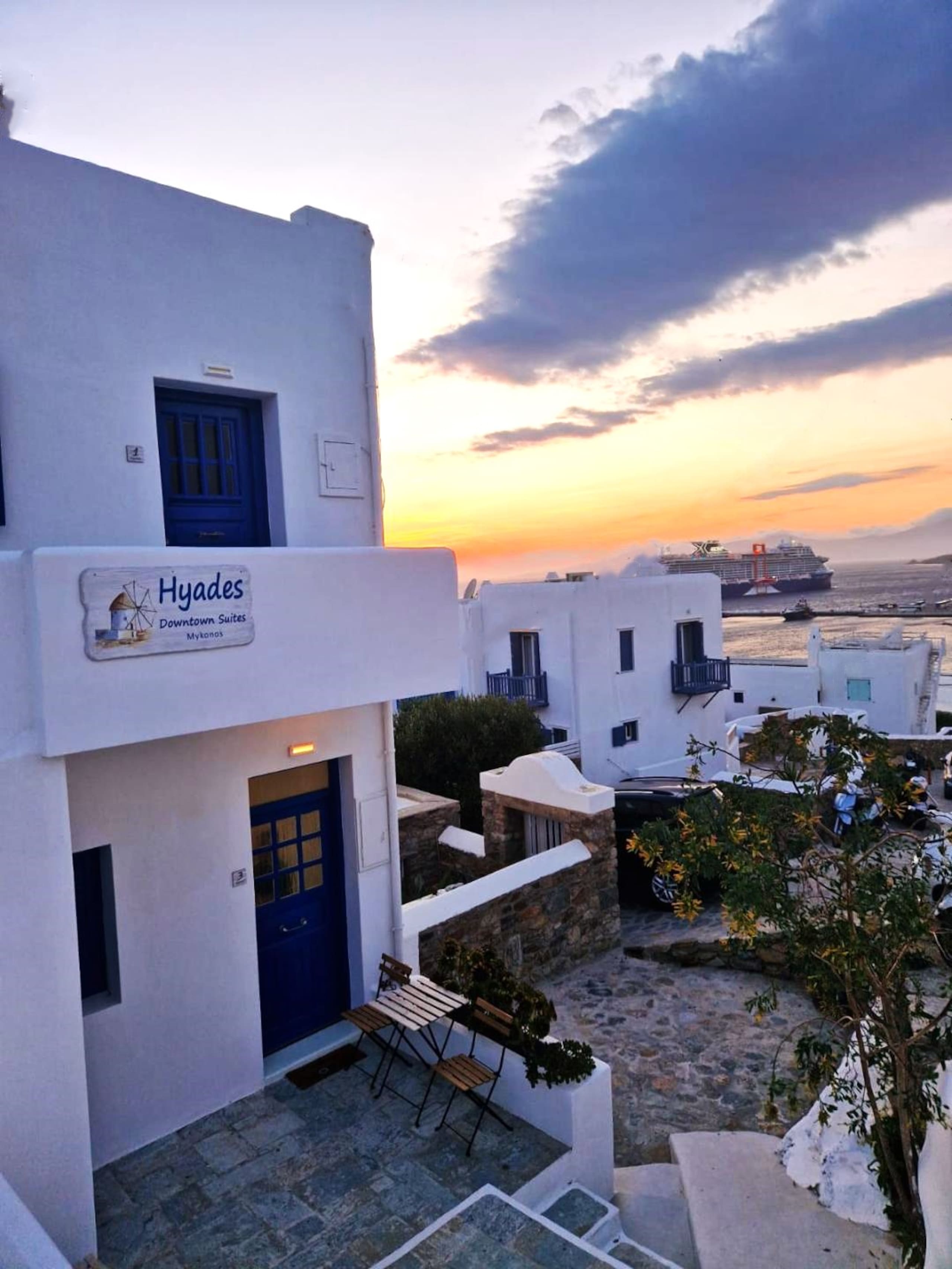 Hyades -  Downtown Suites No 1 , Mykonos Town 29