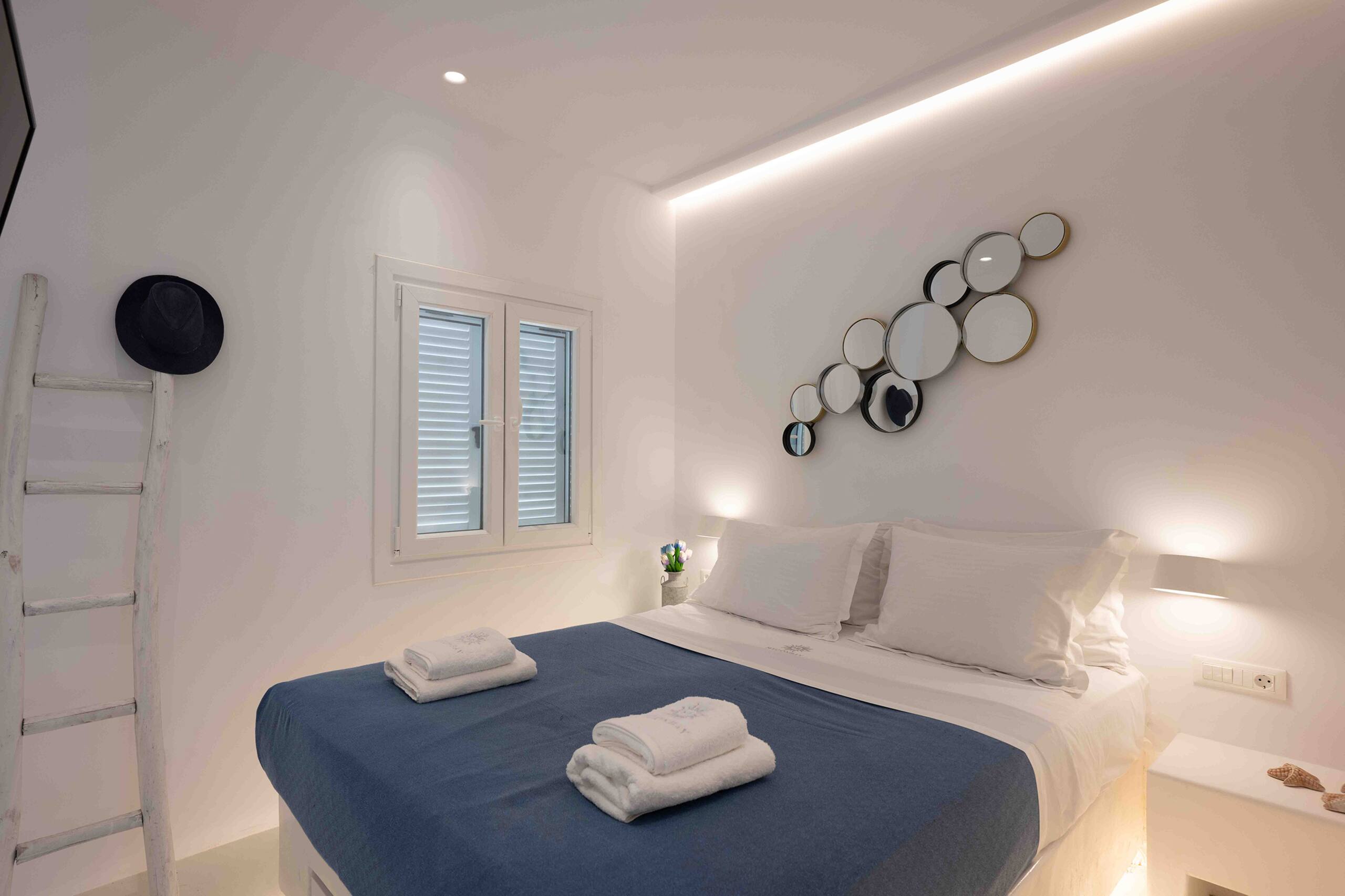Hyades -  Downtown Suites No 1 , Mykonos Town 16