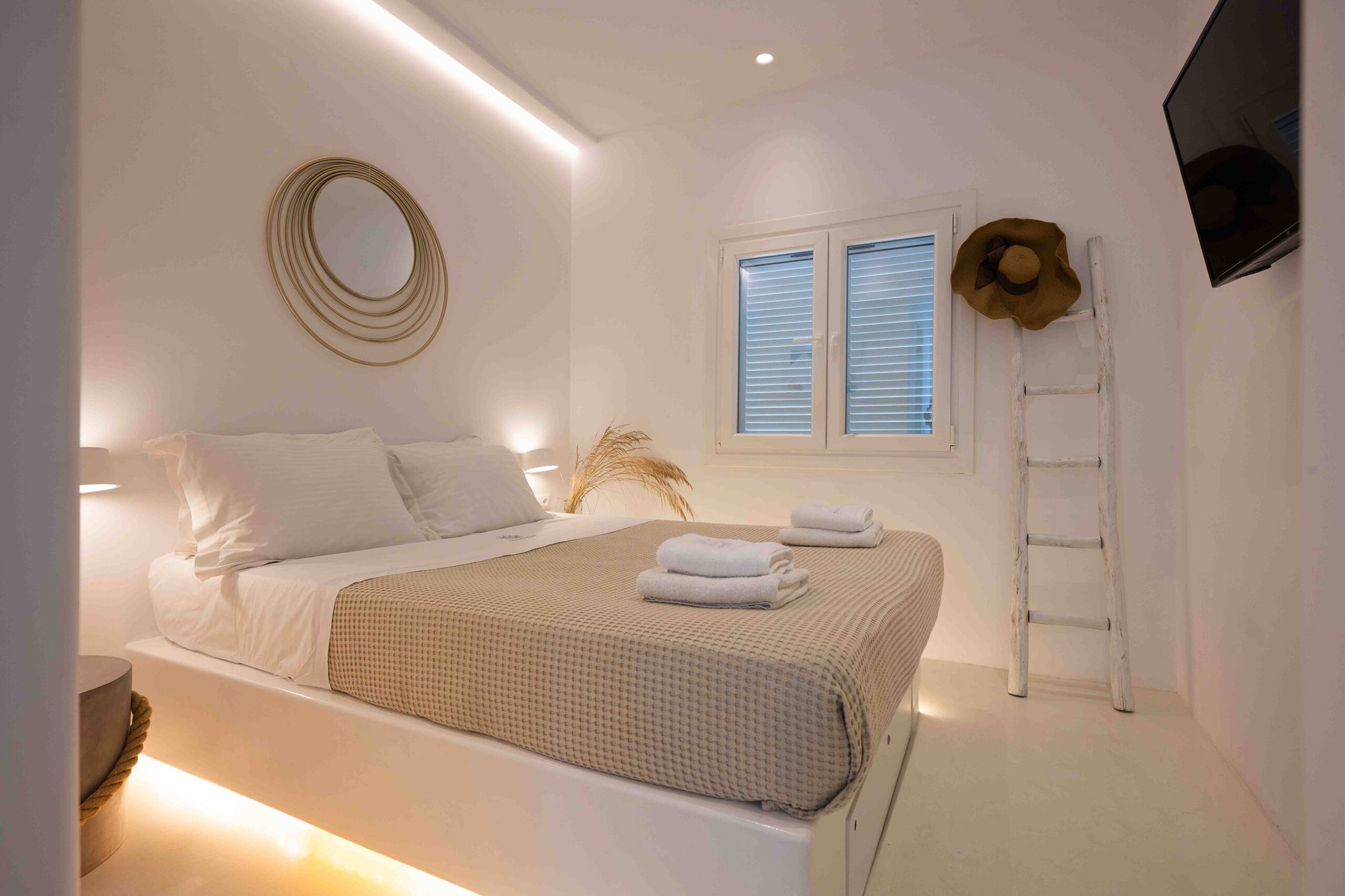 Hyades -  Downtown Suites No 1 , Mykonos Town 21