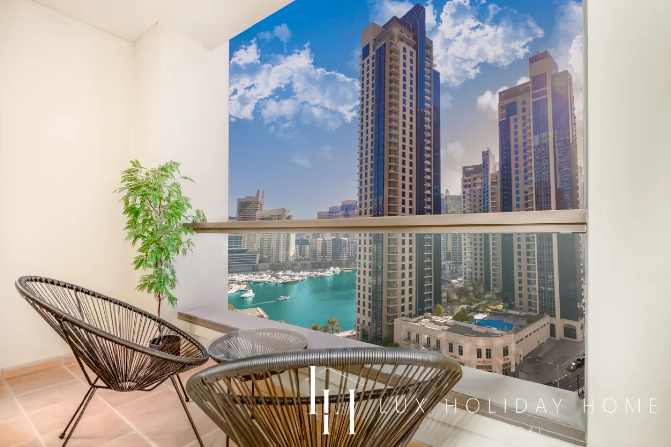 LUX The Luxurious Central JBR Suite 2 13