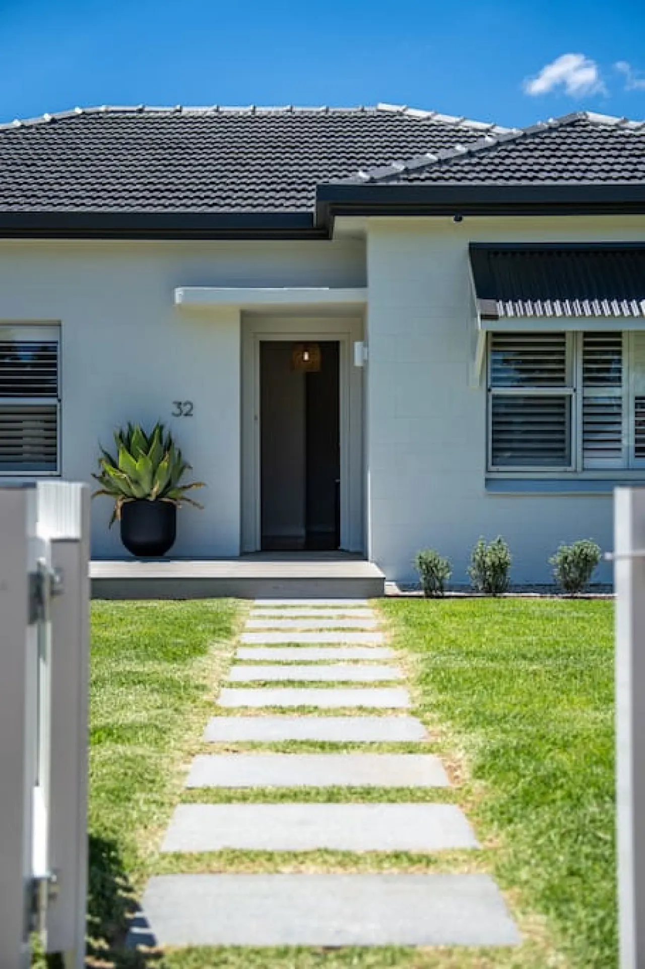 Seaside on Swan & Laneway Retreat—A Family Haven 7