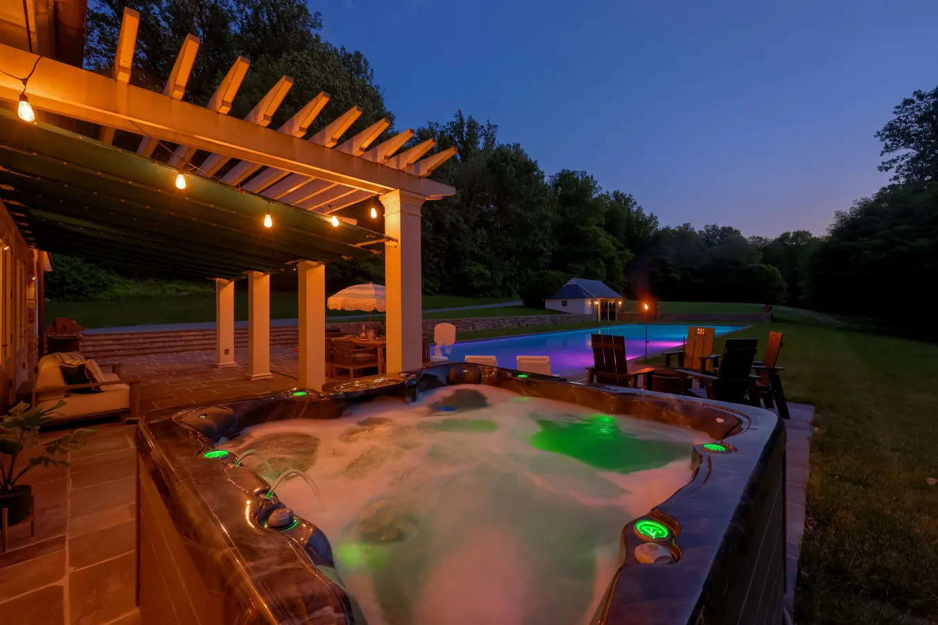 Stone Cottage at Roundtop Estate (romantic couples Retreat) 2