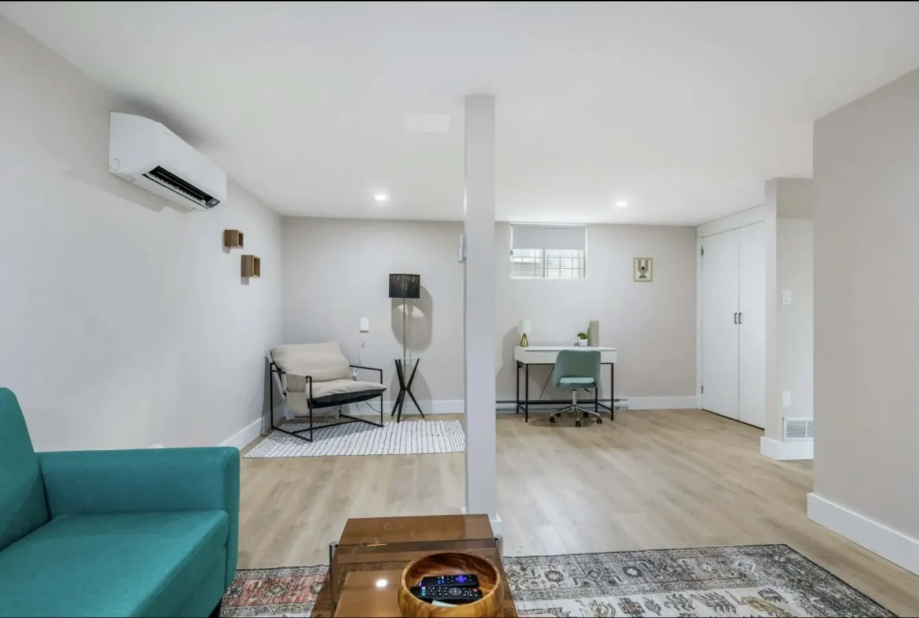 Cozy 2-Bedroom Basement Apartment Near Hospitals 6