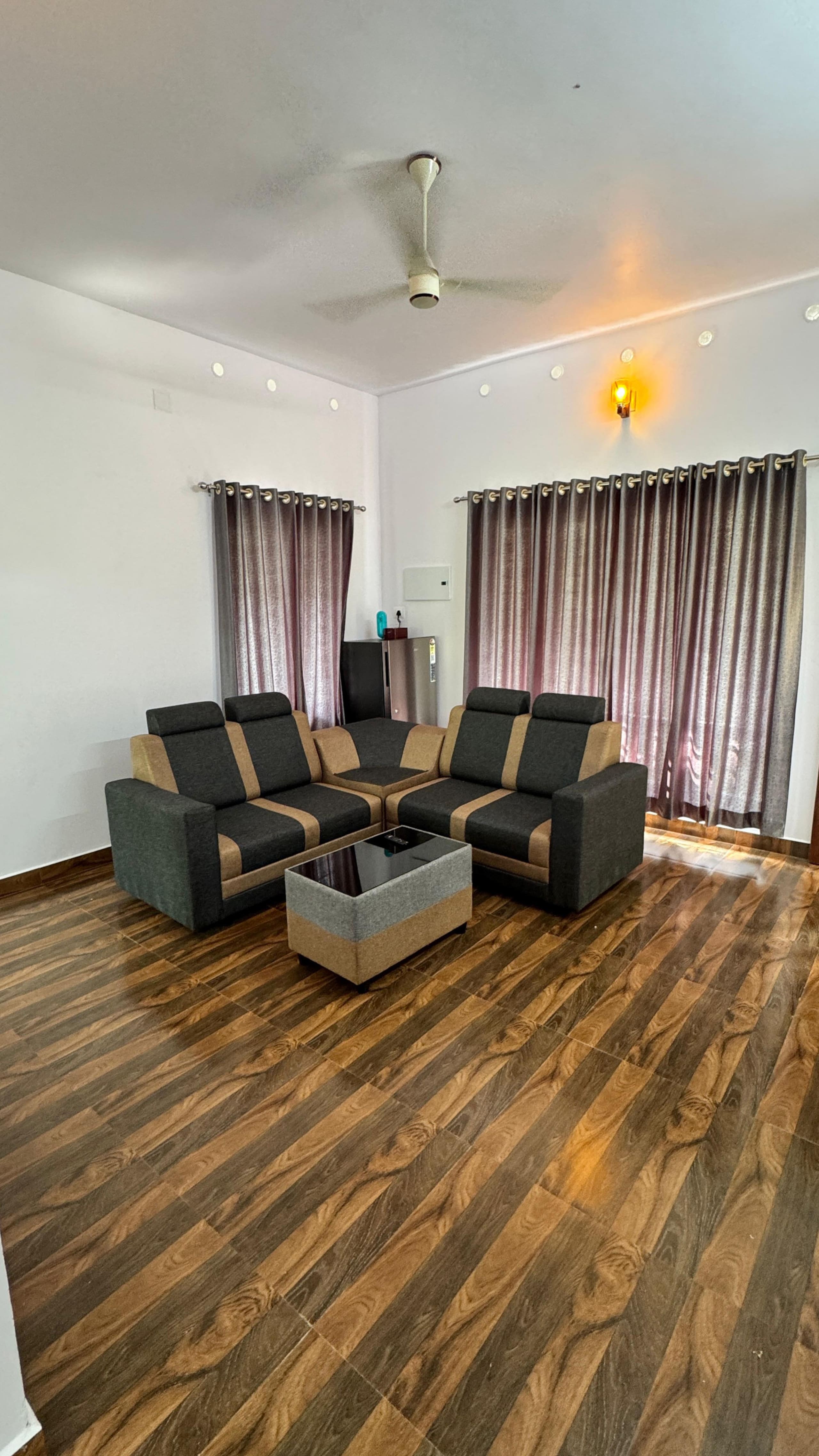 Riverside House in PALA TOWN With 2 AC bedrooms 9