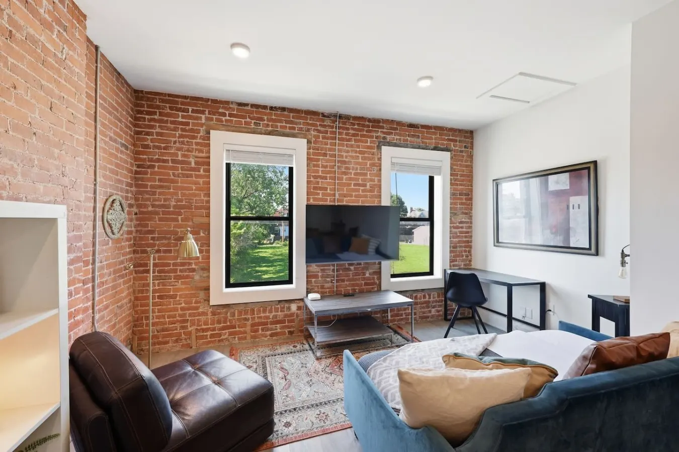 Olde Towne East Loft | Brick, Workspace, Laundry