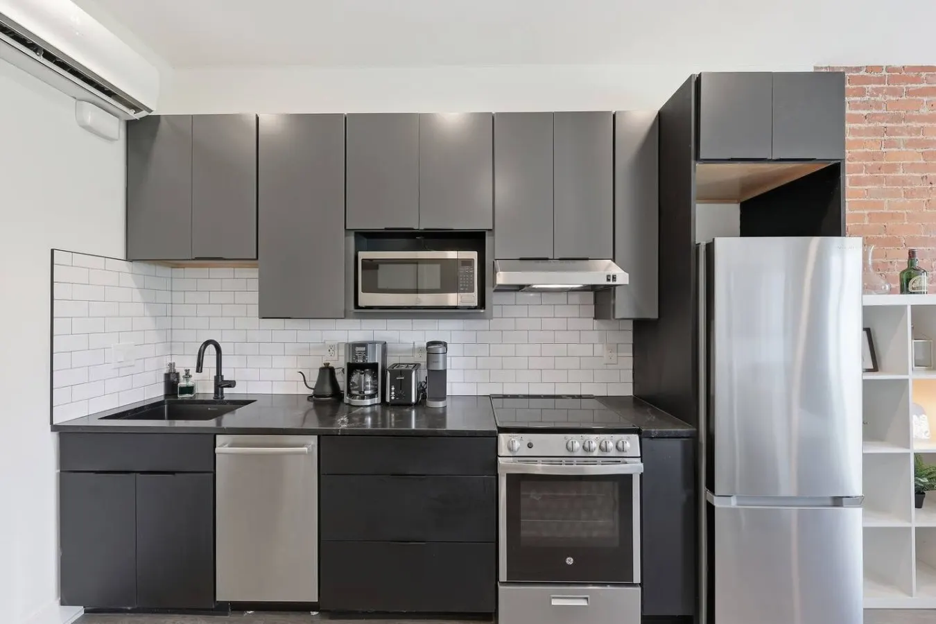 Olde Towne East Loft Brick, Workspace, Laundry 8