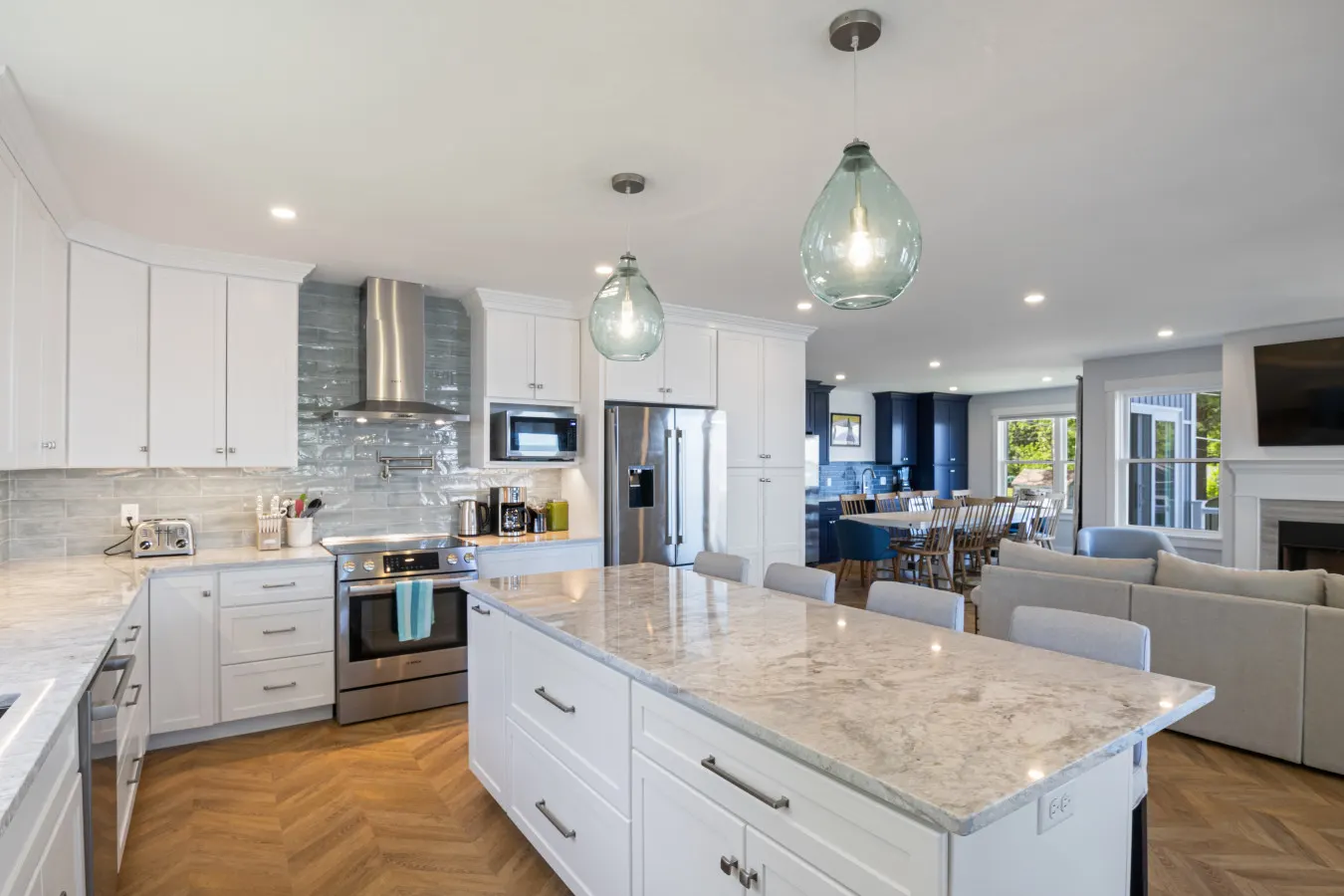 Rocky Beach House- A BRAND NEW Lake House on Sebago 10