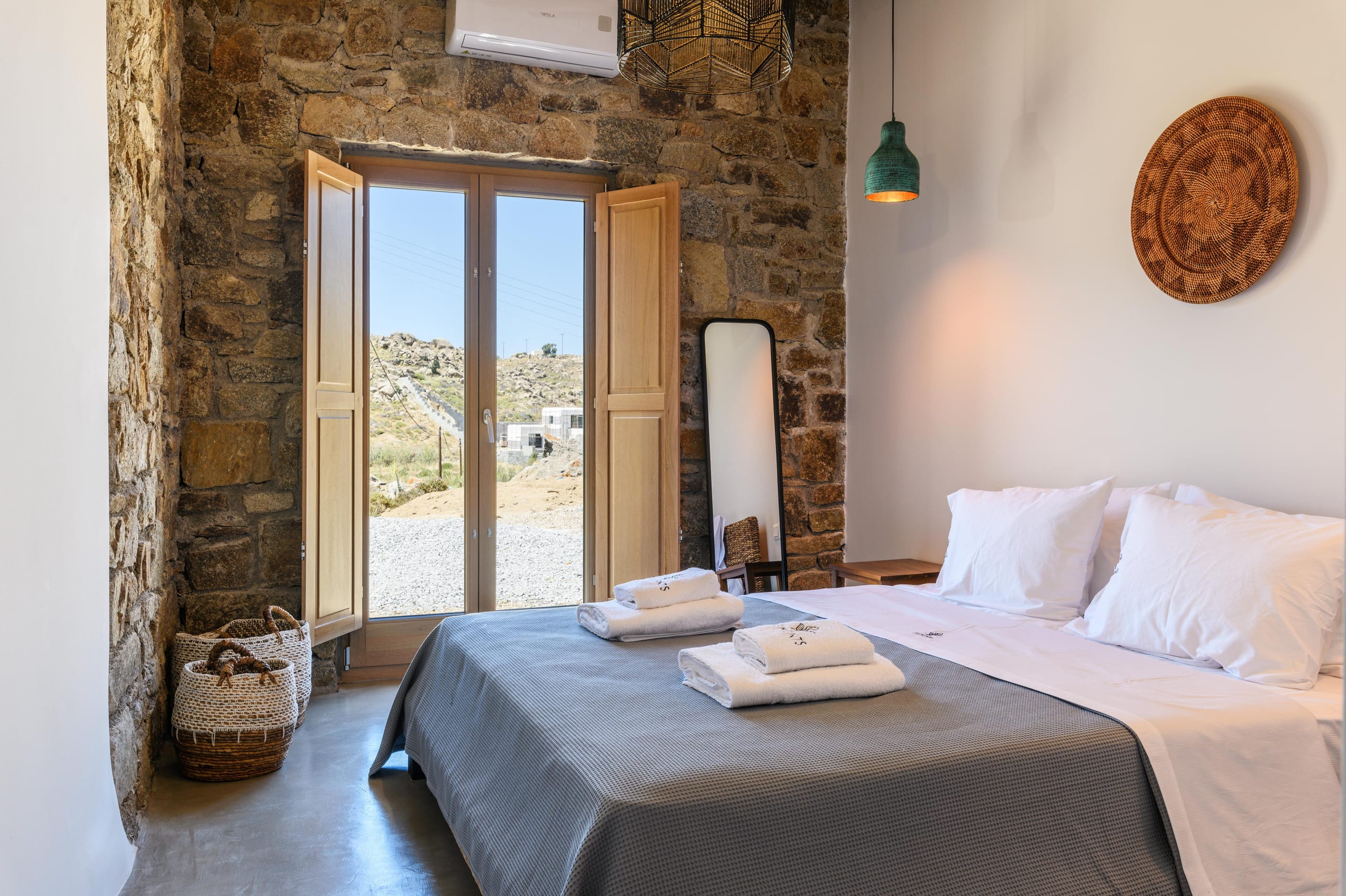 Elements Mykonos | Villa with pool near Scorpios 16