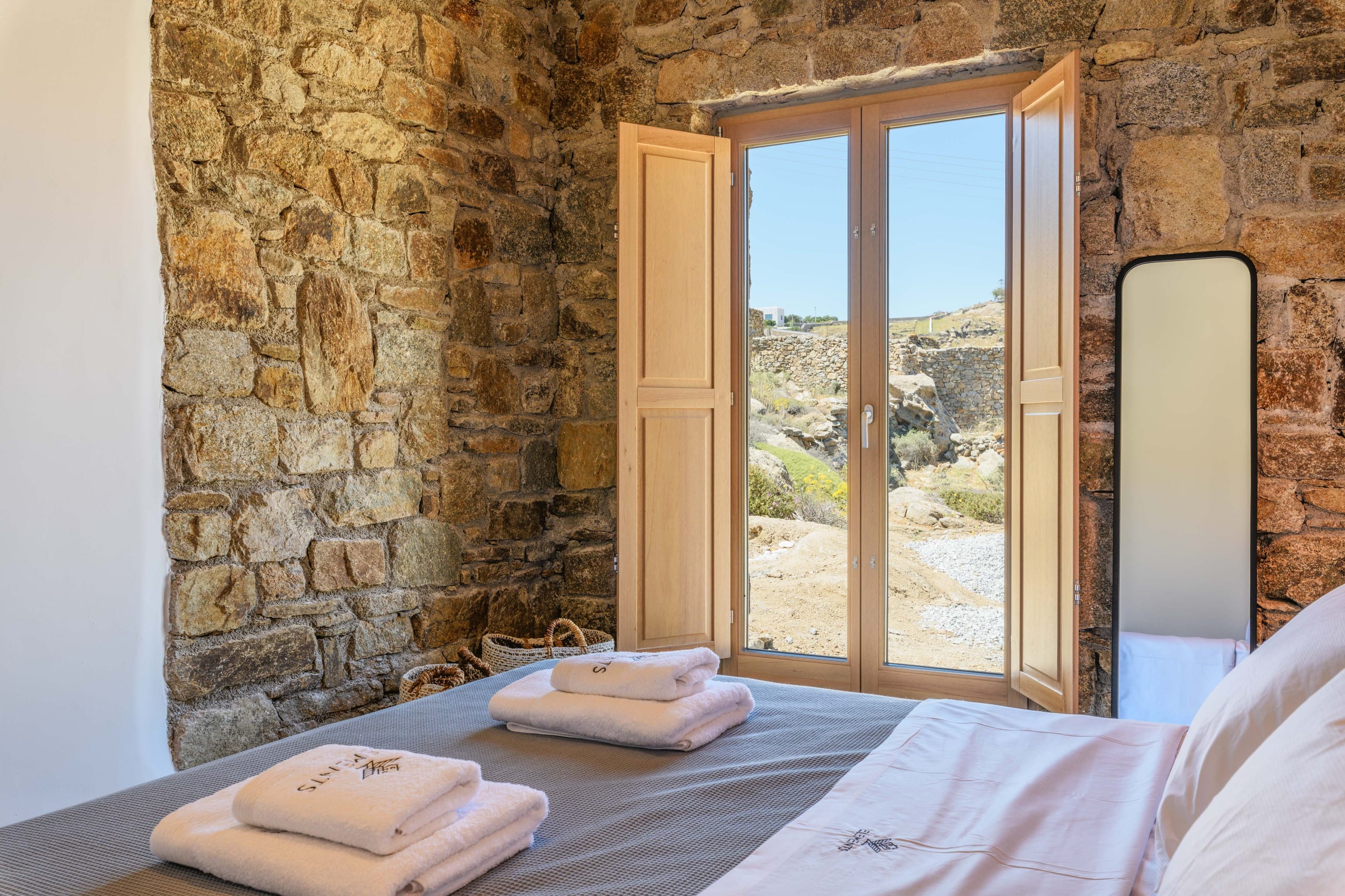 Elements Mykonos | Villa with pool near Scorpios 17