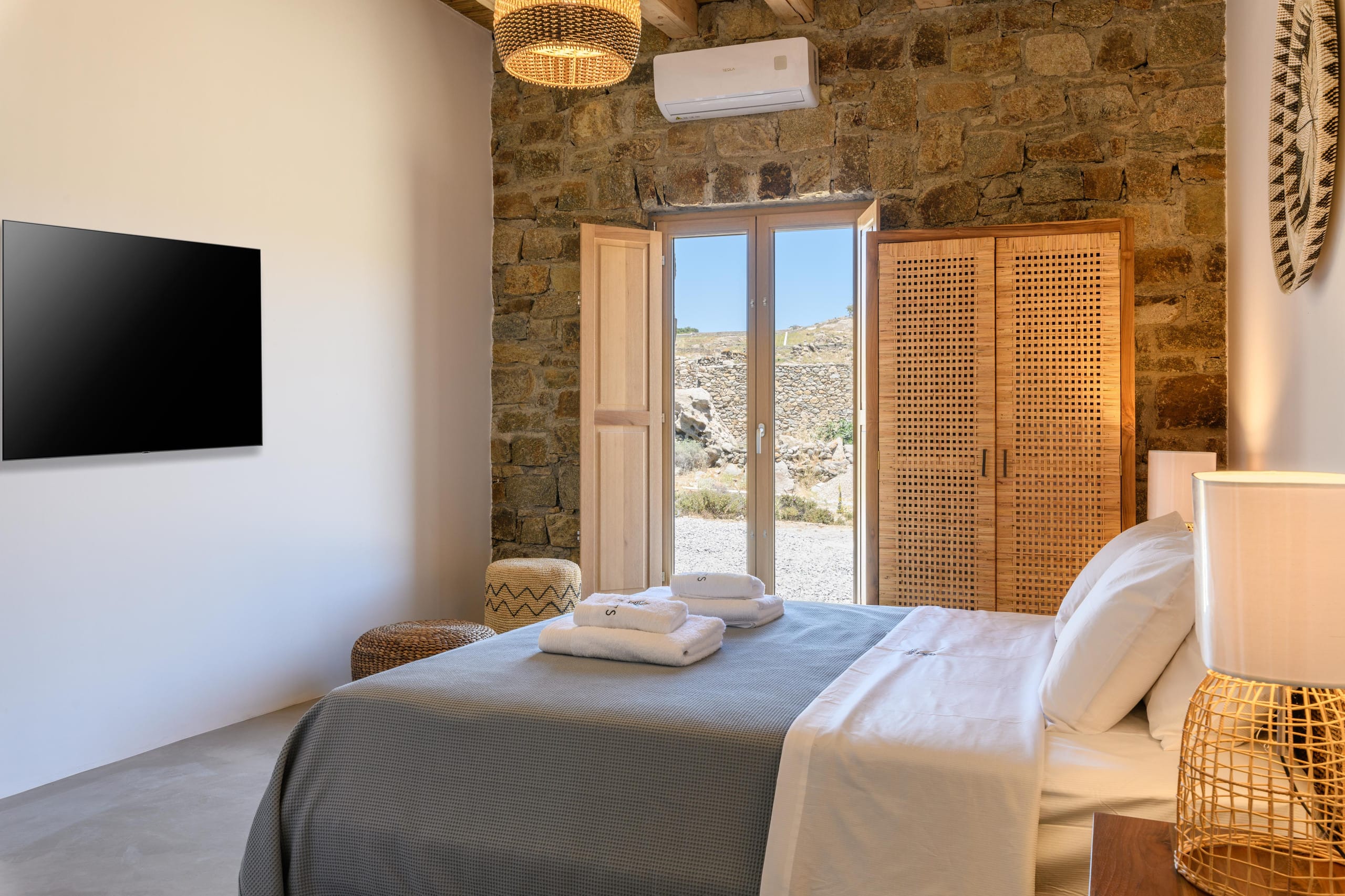 Elements Mykonos | Villa with pool near Scorpios 20