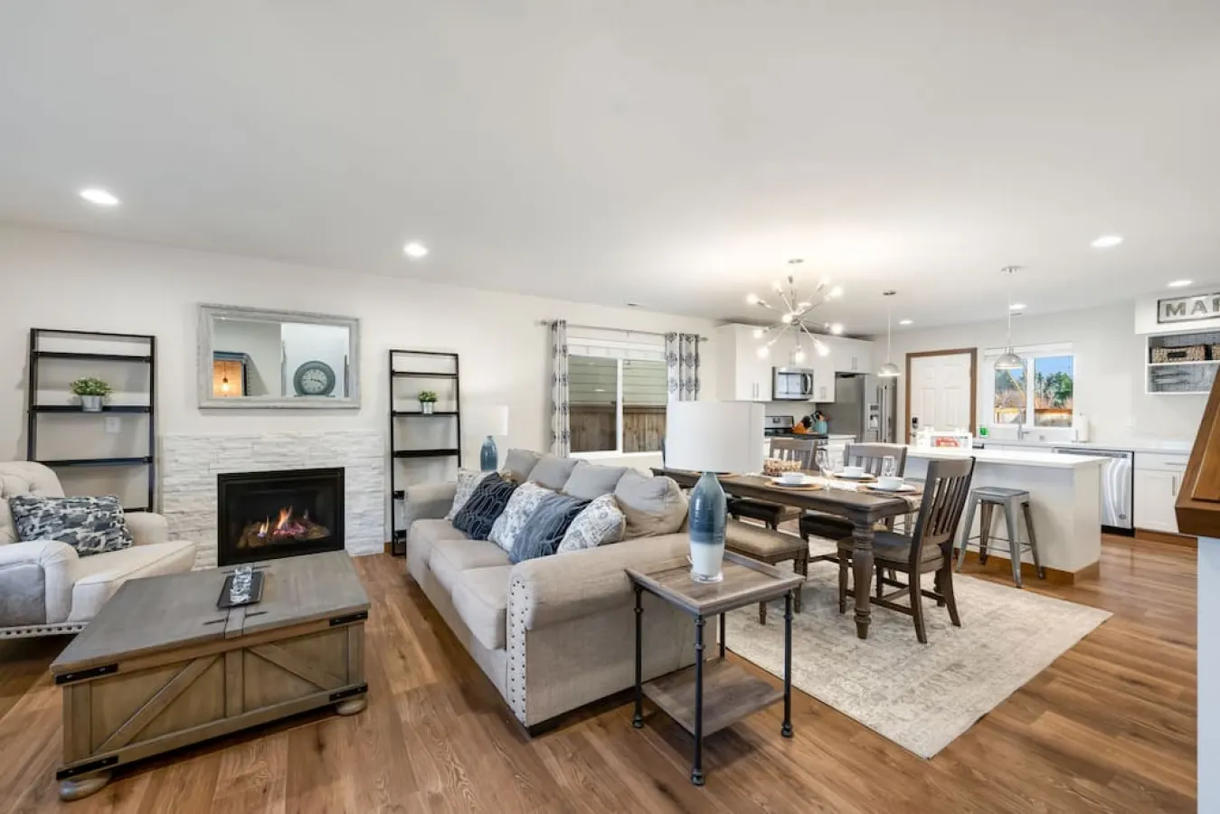 Lovely Family Gem ~ 10mins to Downtown 6