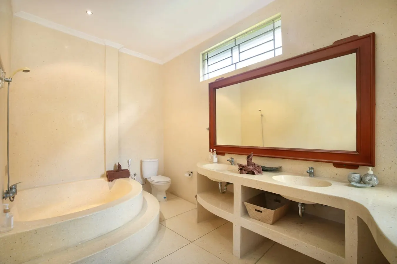 Legian Blue Ocean Villa 10