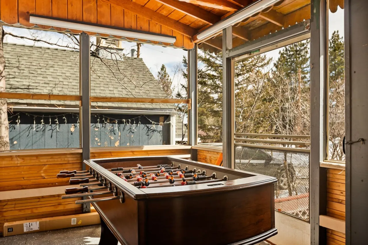 Lil' Oso Bonita Cabin | Walk 2 the Village, Games & SPA — photo 3