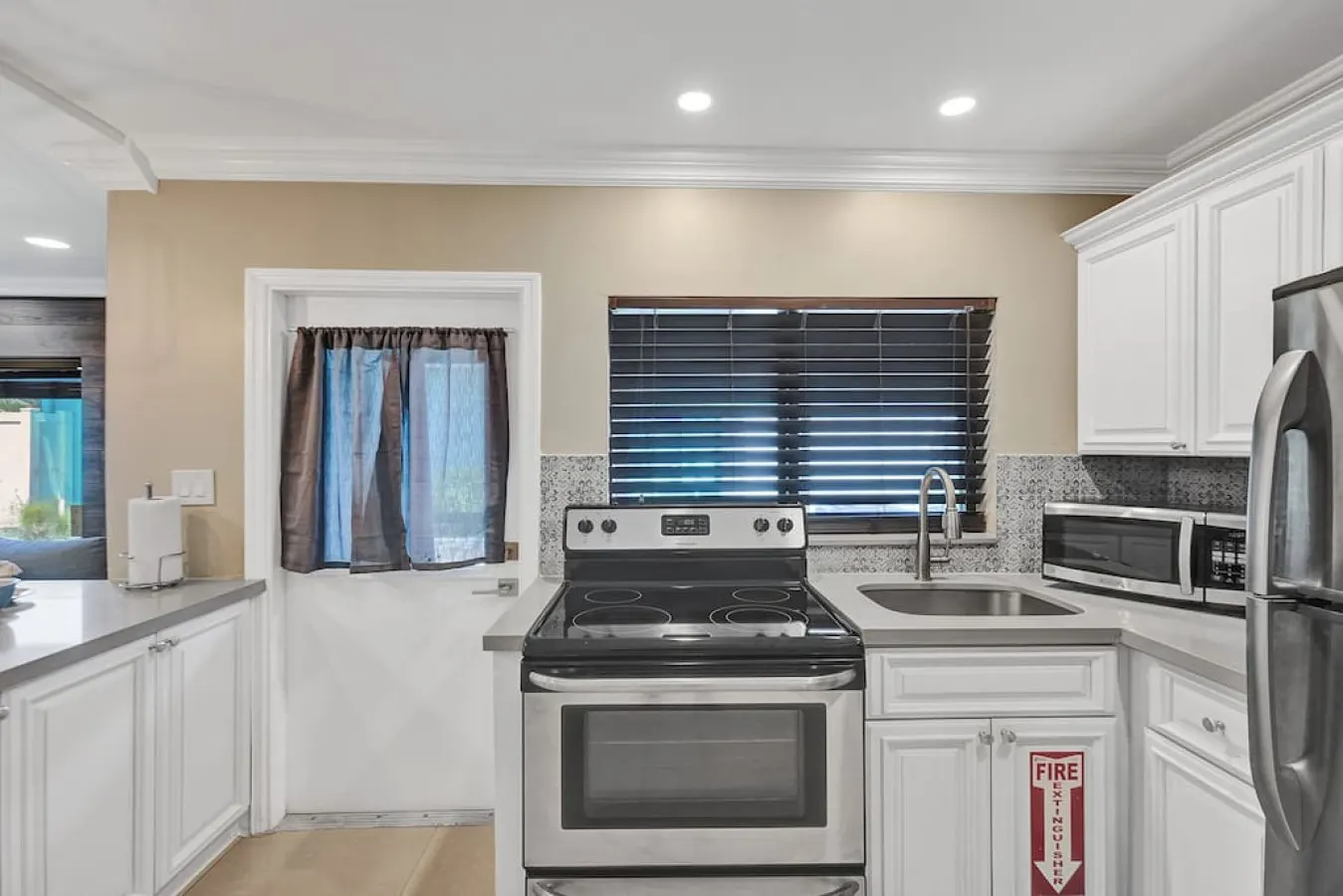 Tranquil Getaway w/ Private Heated Pool 10