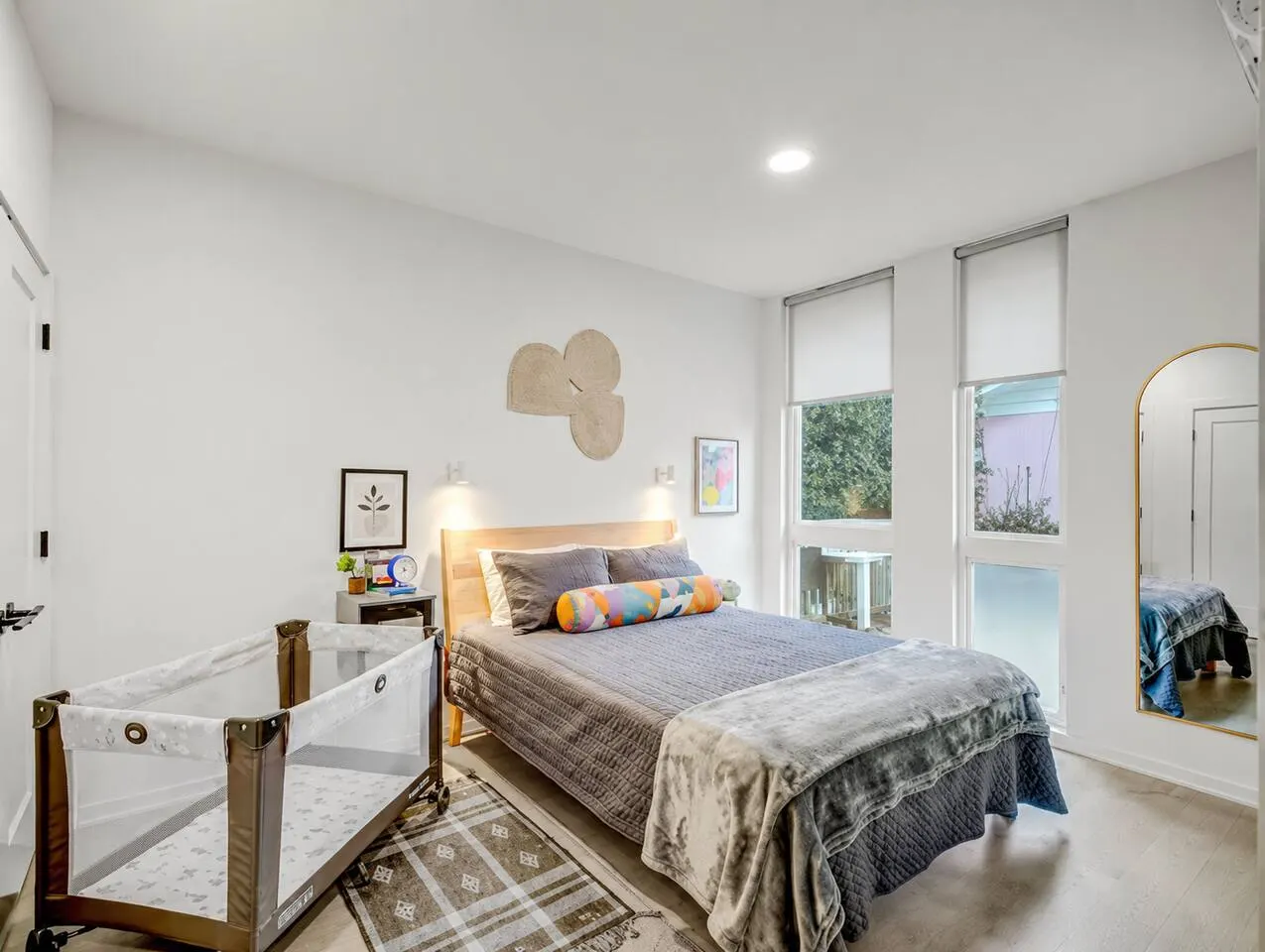 Downtown Authentic, Backyard, Rooftop, Pets OK 10