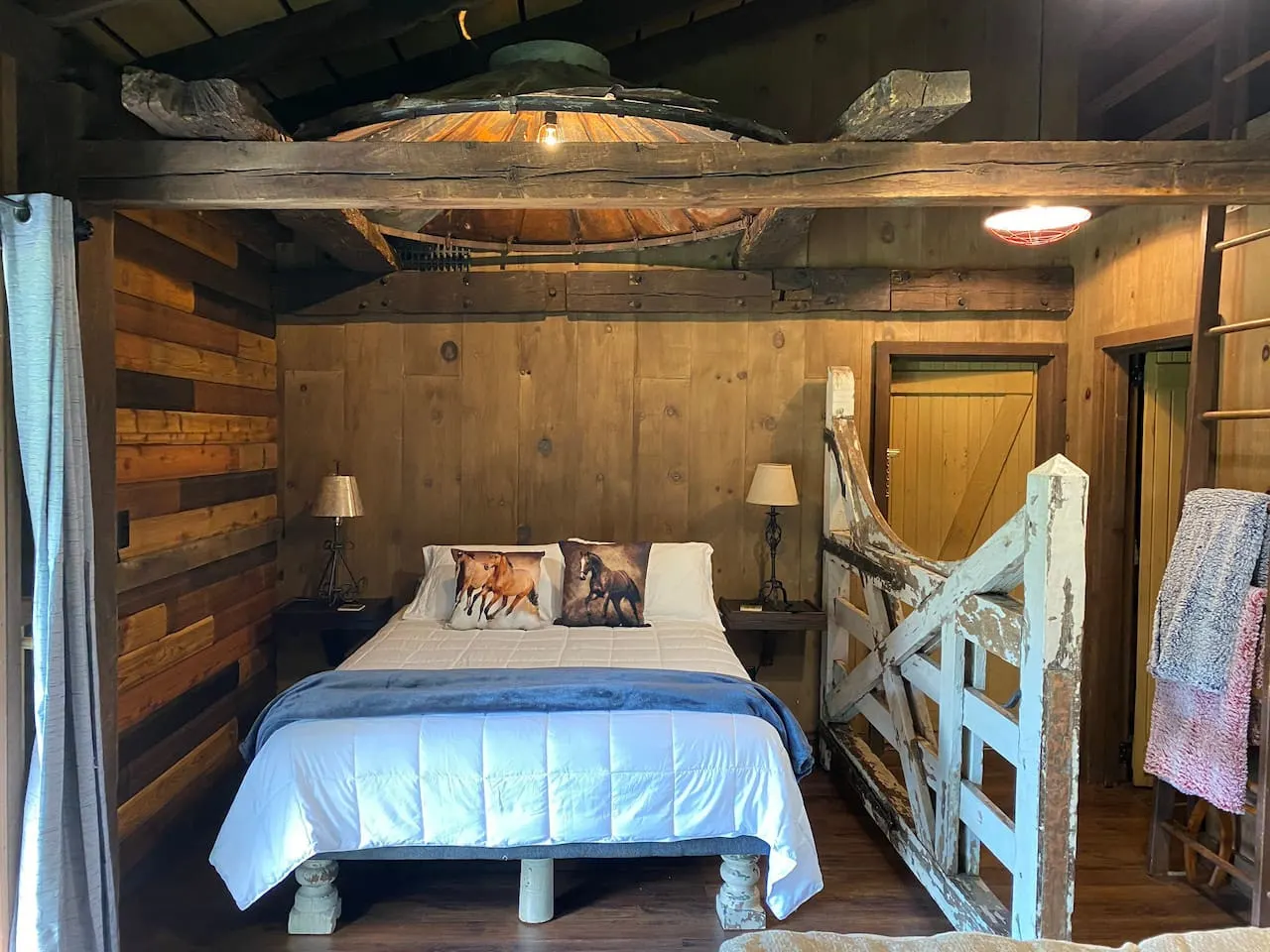 The Barn- Unique Country Setting