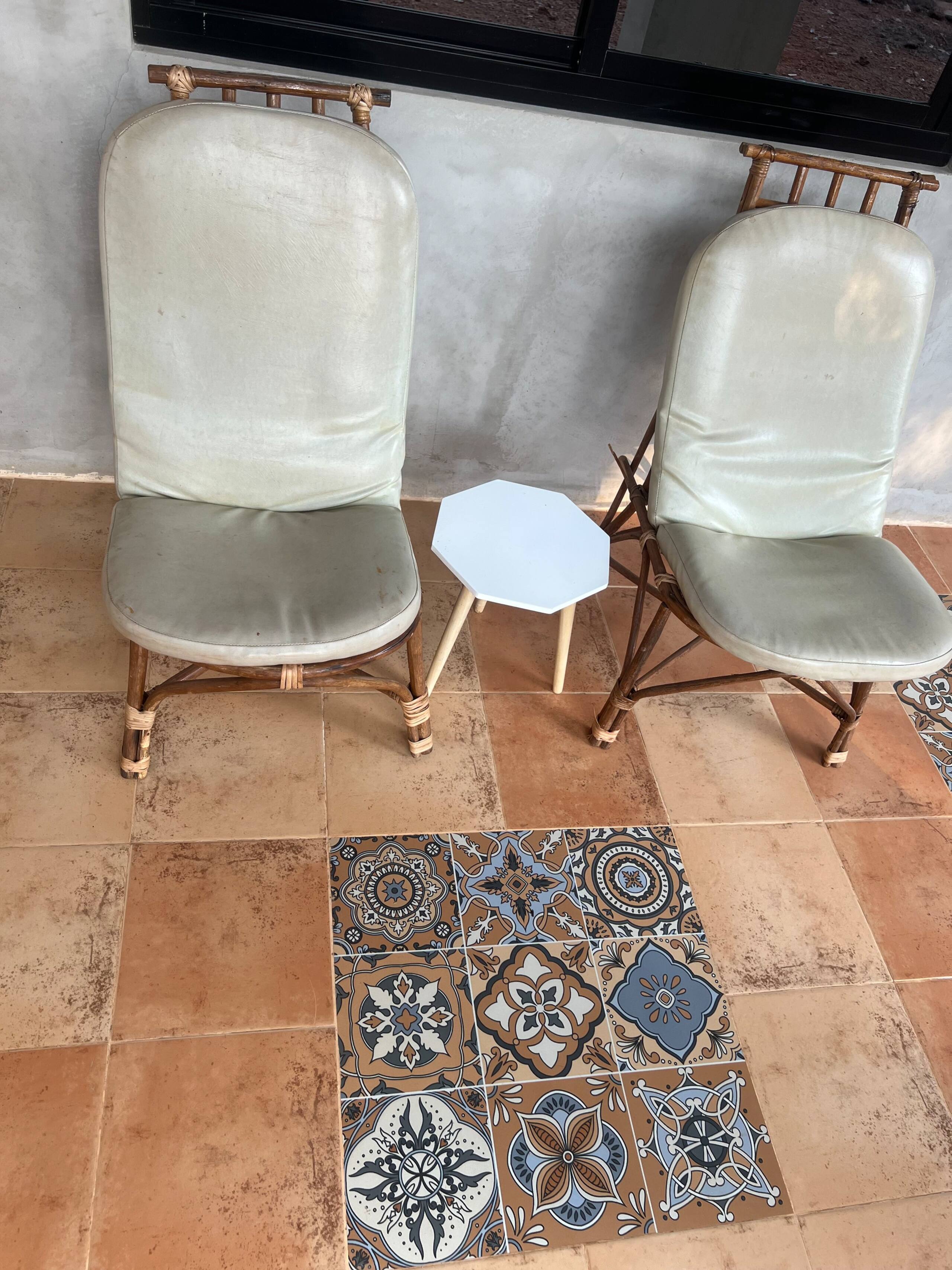 Private A/C room in spacious villa @colombhouse 31