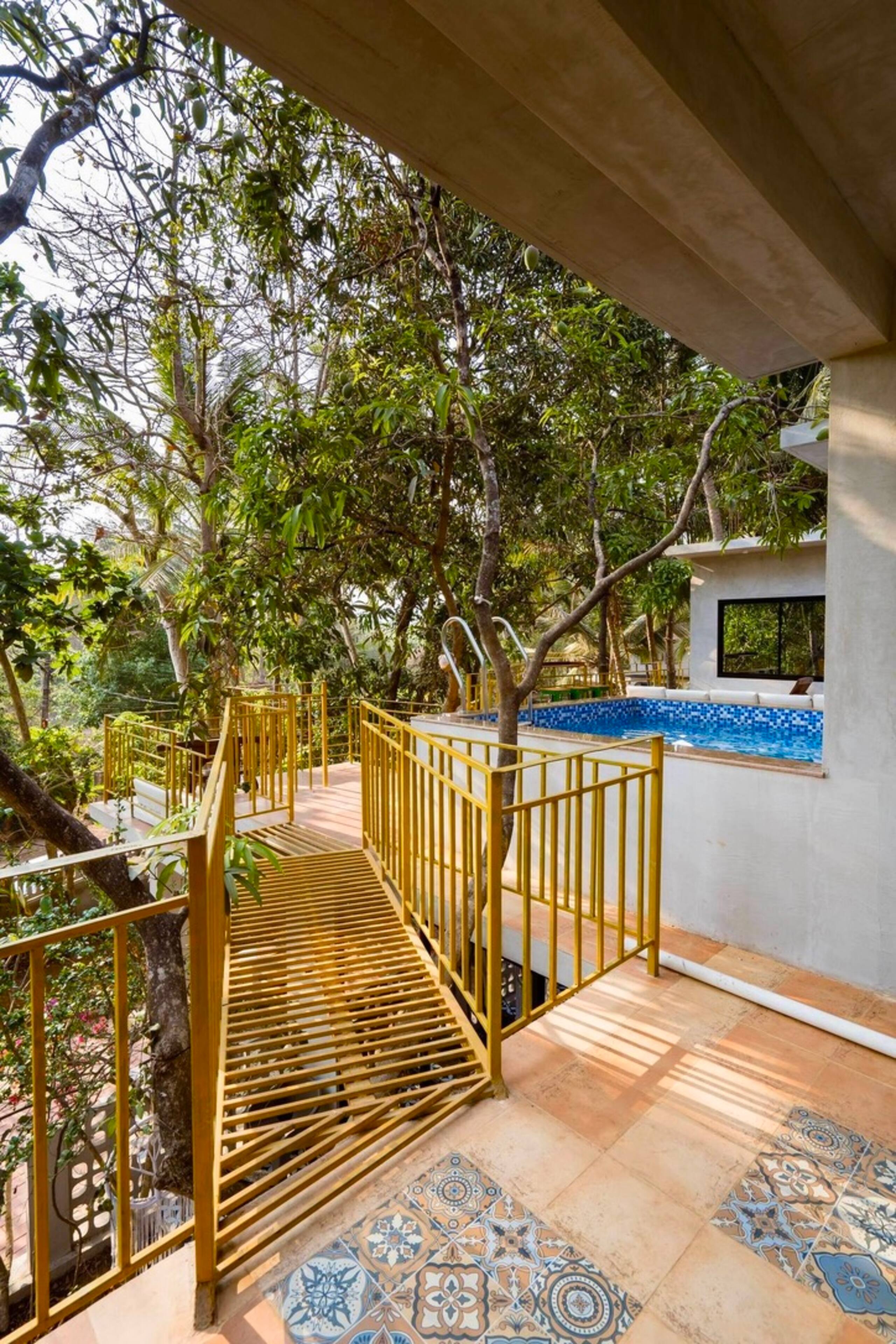 Private A/C room in spacious villa @colombhouse 21