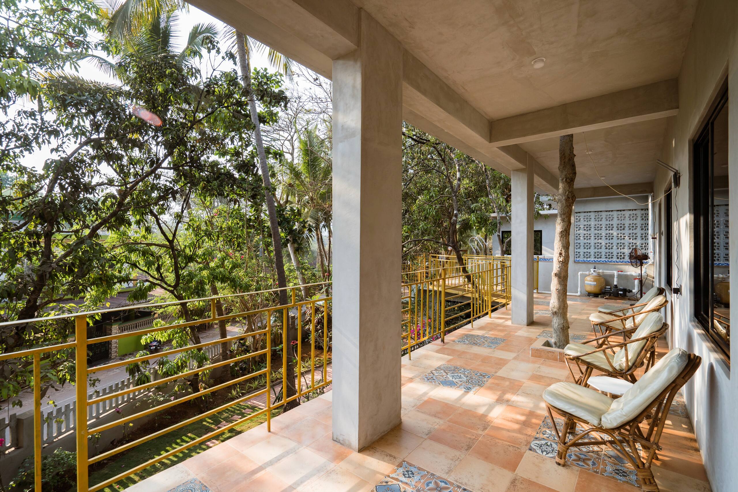 Private A/C room in spacious villa @colombhouse 30