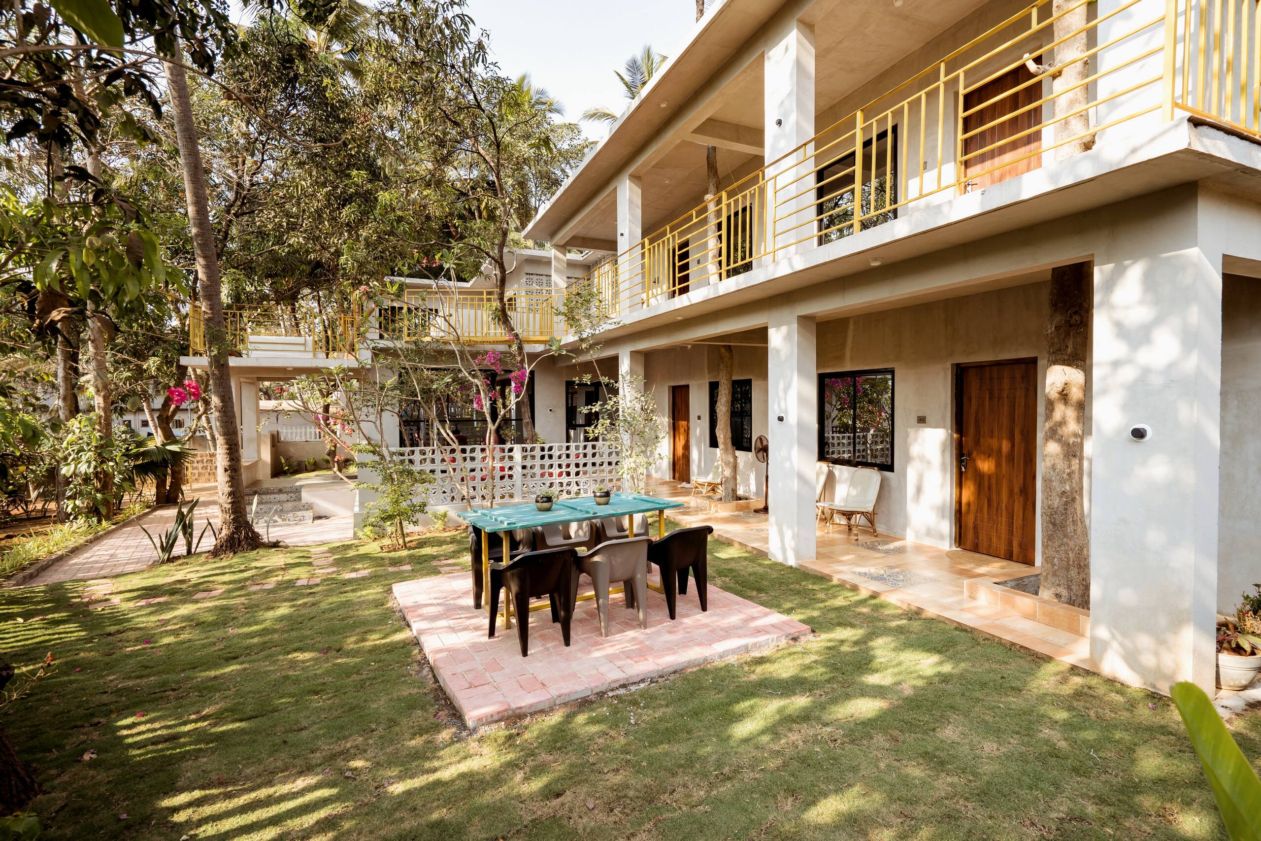 Private A/C room in spacious villa @colombhouse 7