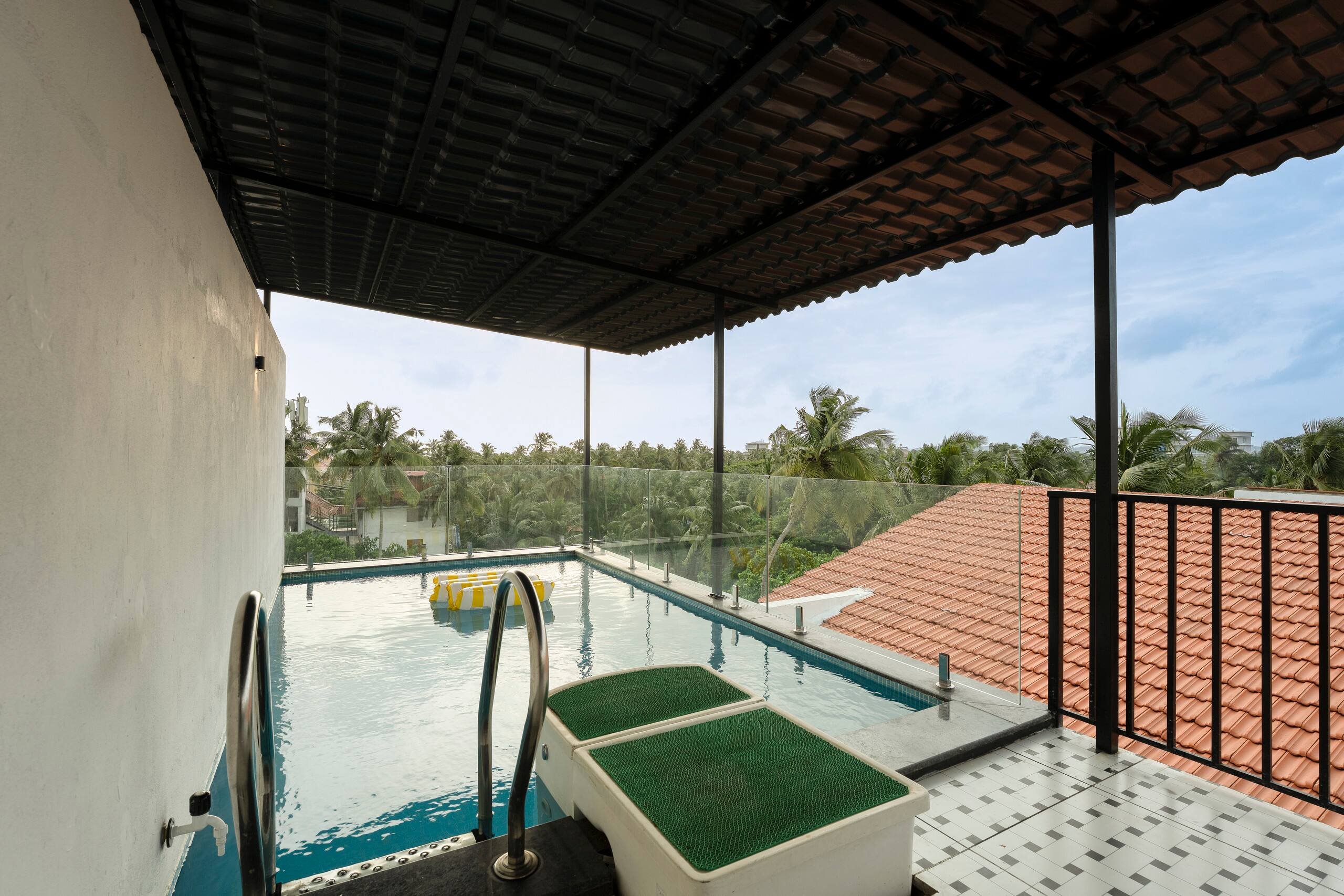 Vista Lumina 2bhk private pool 1km Calangute beach — photo 4