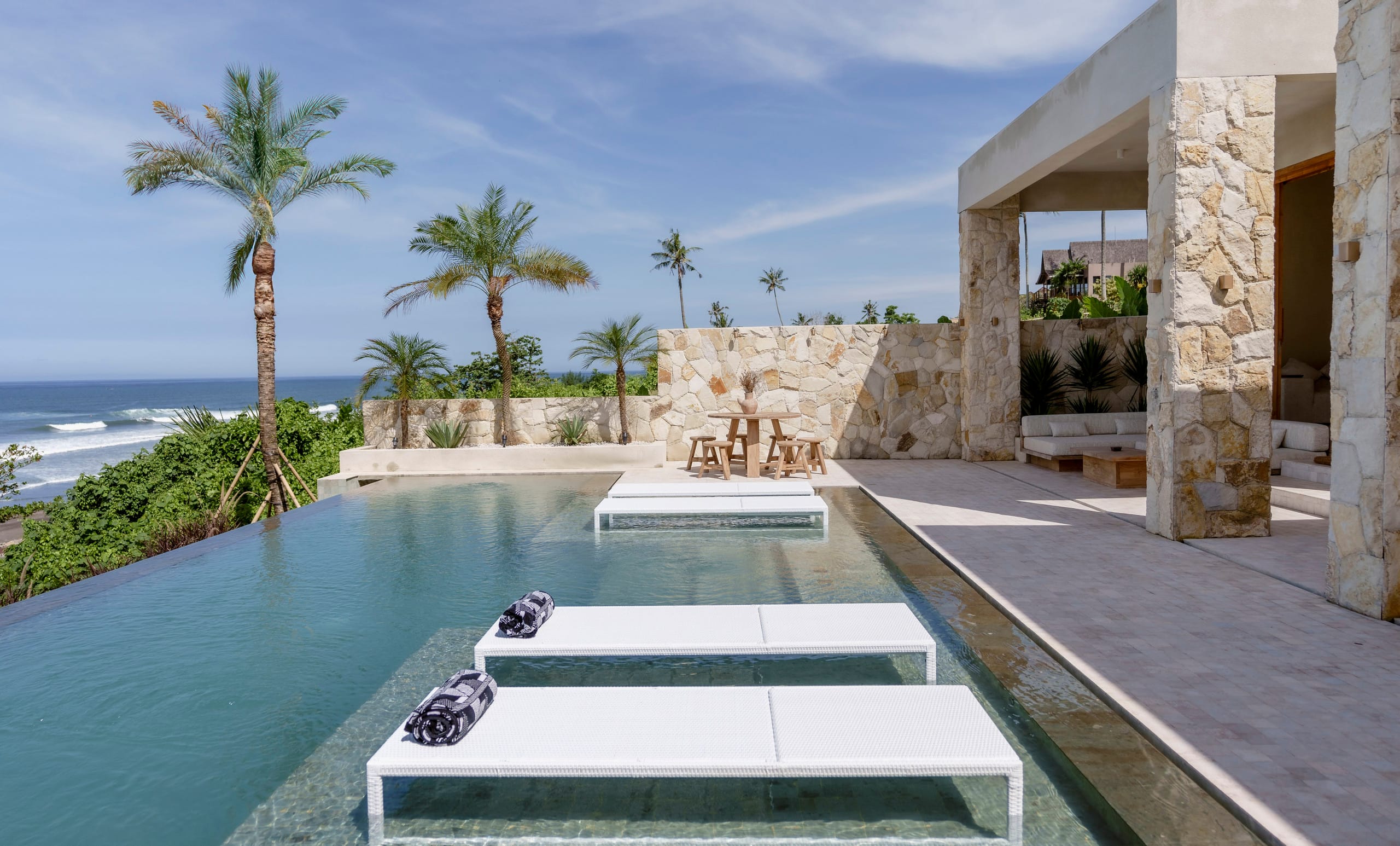 Beachfront Views Balian LuxVilla 28