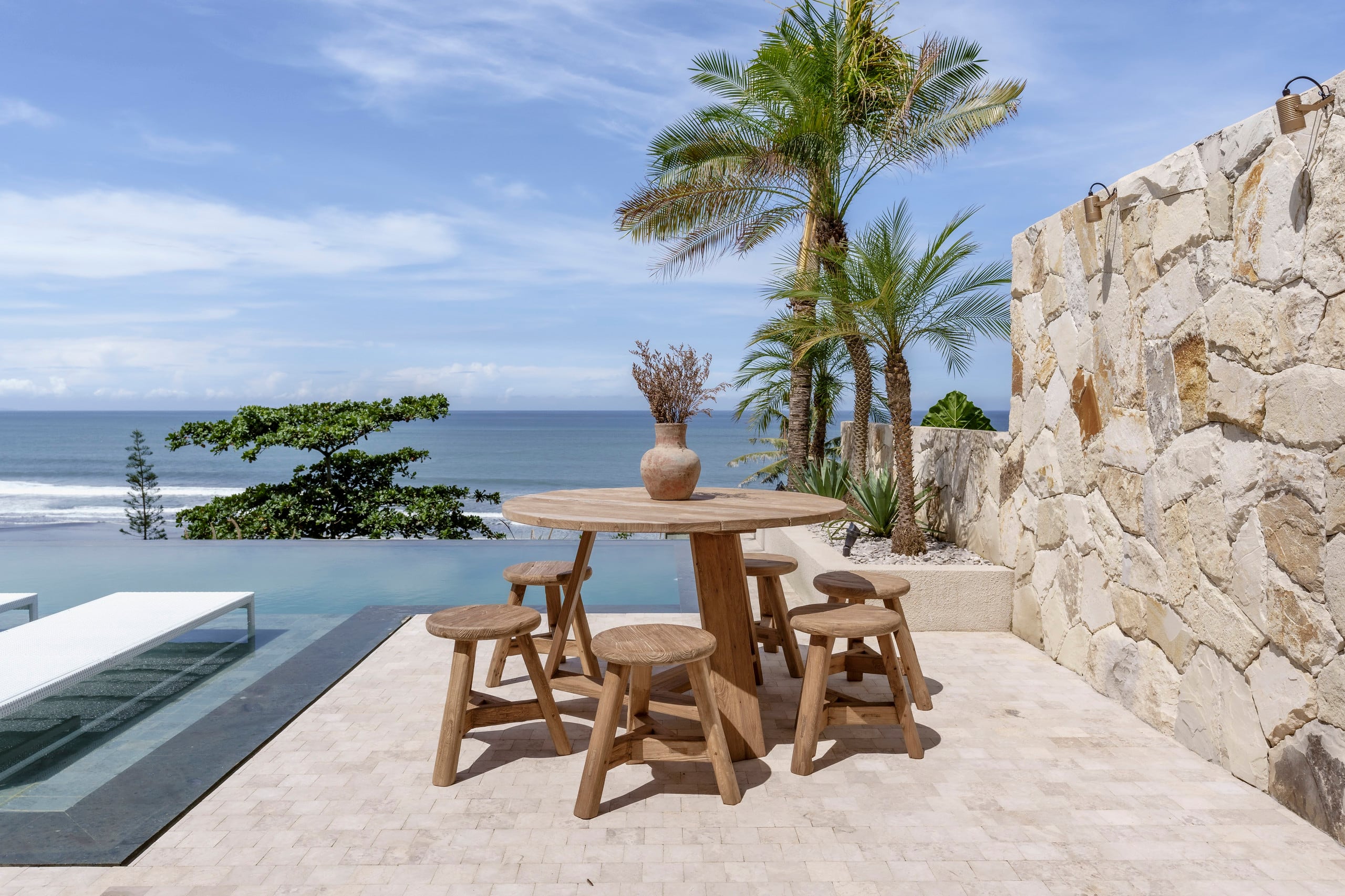 Beachfront Views Balian LuxVilla — photo 5