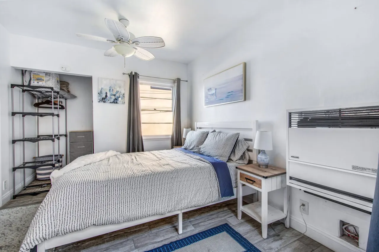 MB Gem Lower - Steps To The Beach, Ocean Breeze 13