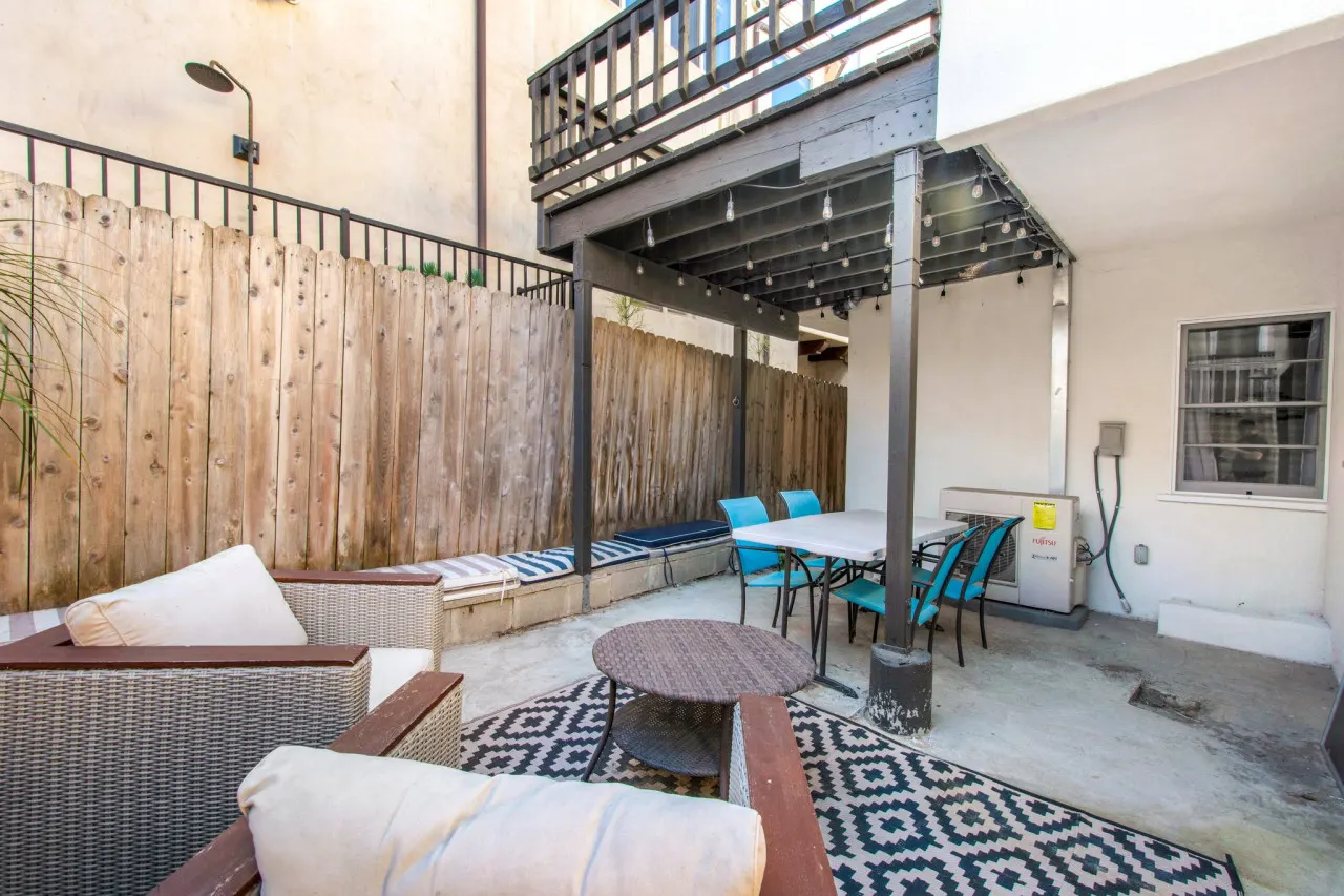 MB Gem Lower - Steps To The Beach, Ocean Breeze 18