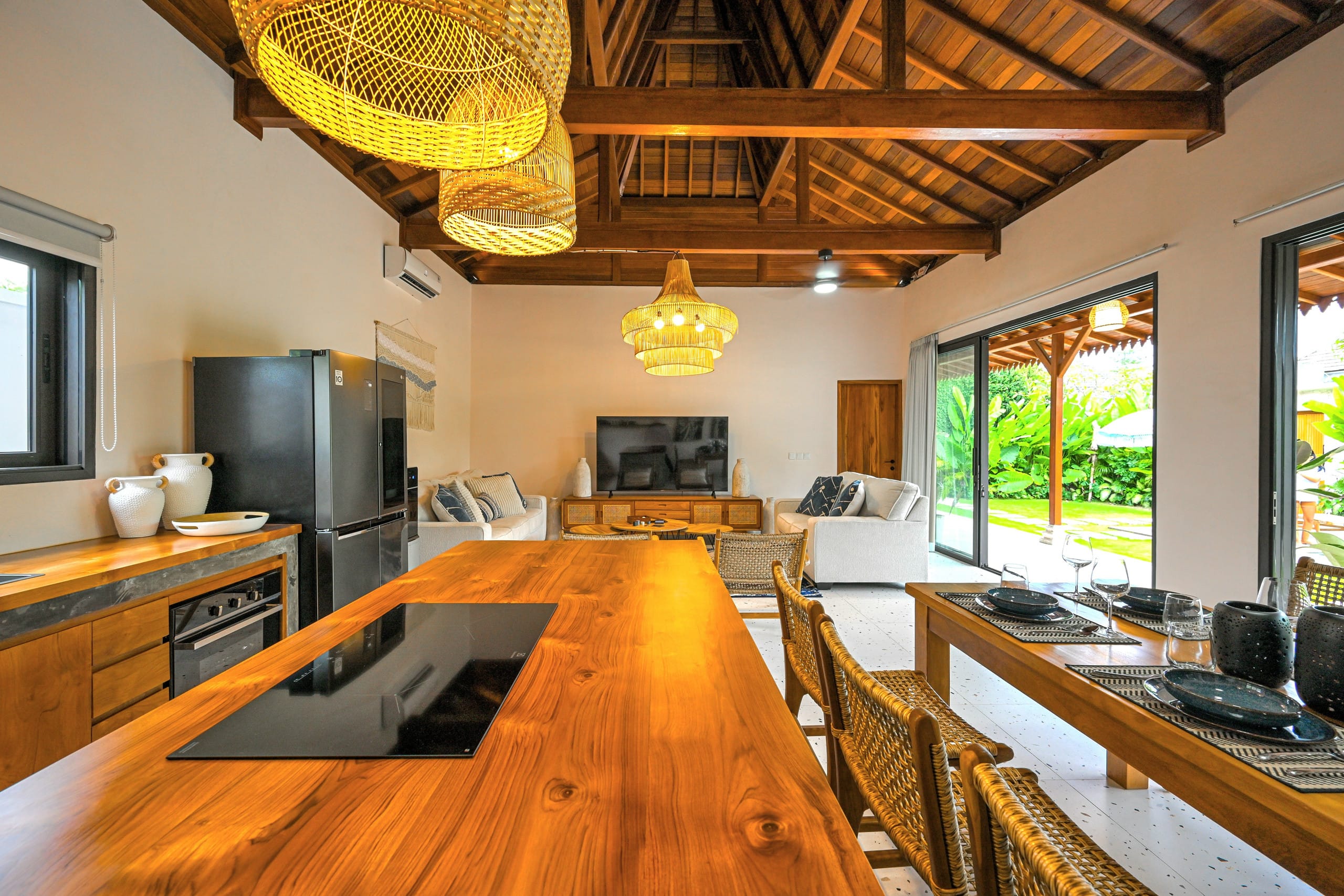 Spacious Luxury 2BR Tropical Villa in Jimbaran 18