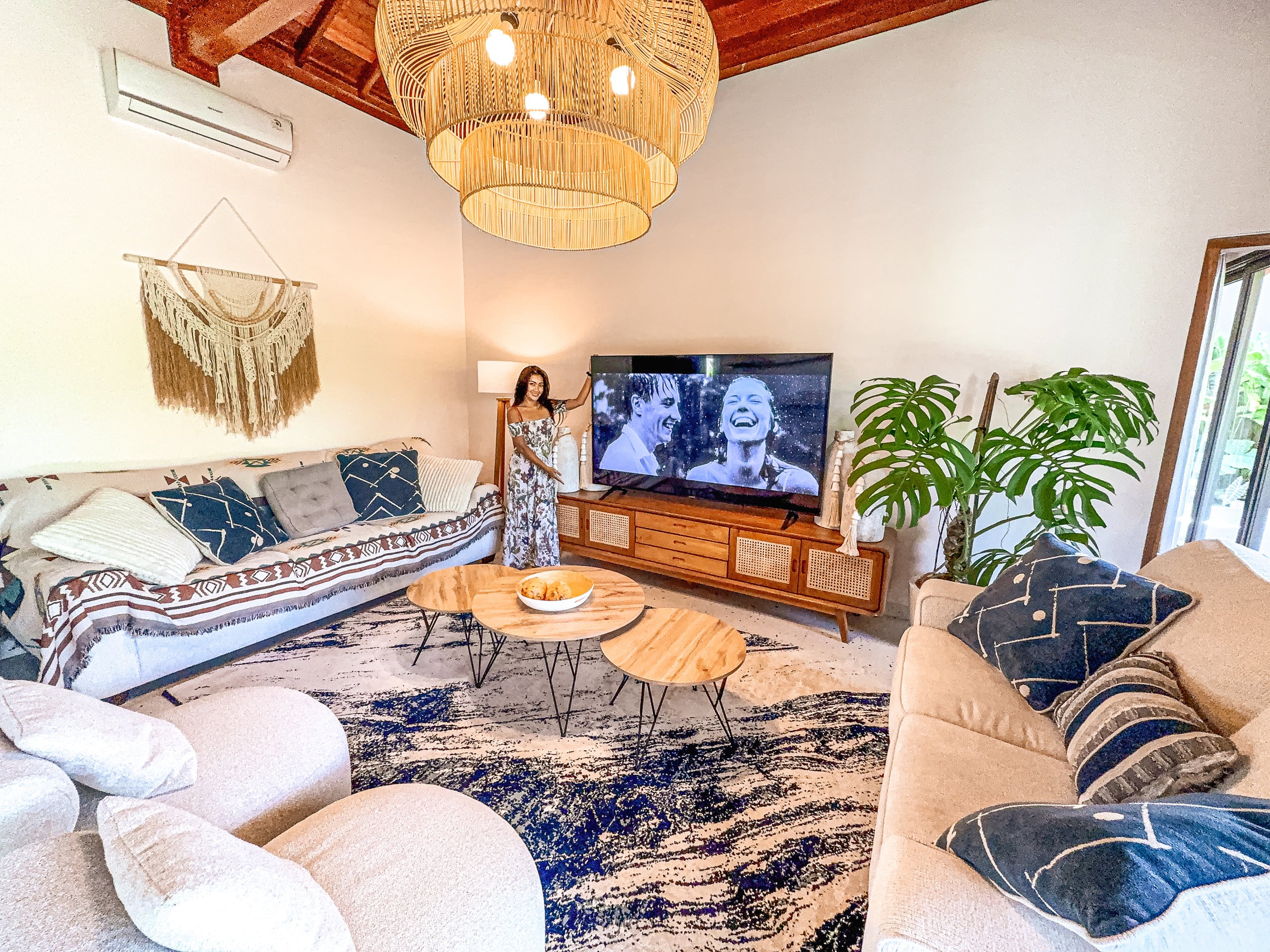 Spacious Luxury 2BR Tropical Villa in Jimbaran 9