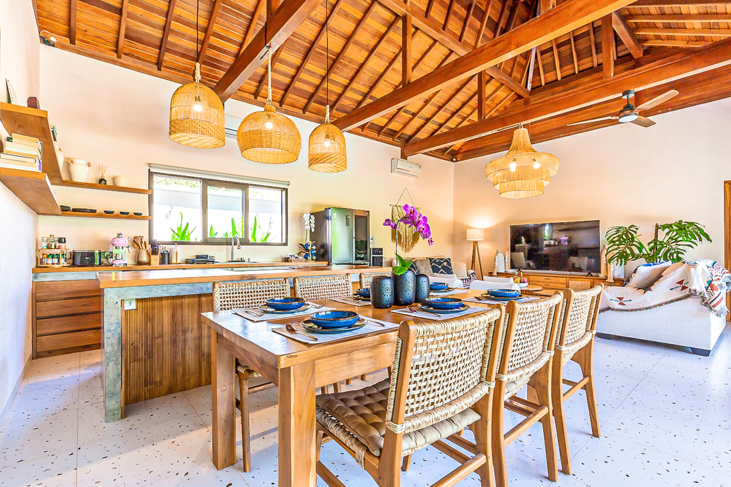 Spacious Luxury 2BR Tropical Villa in Jimbaran 24