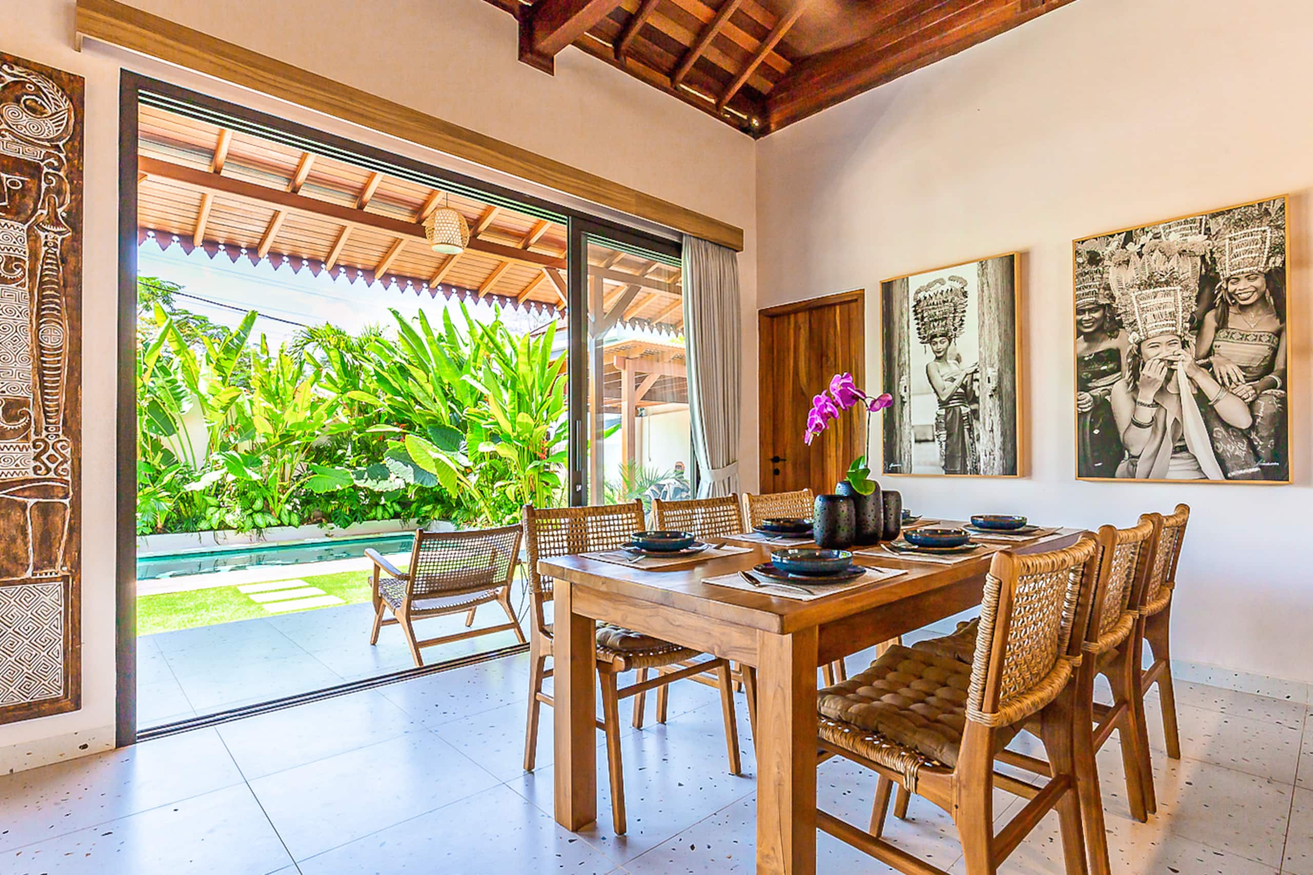 Spacious Luxury 2BR Tropical Villa in Jimbaran 28