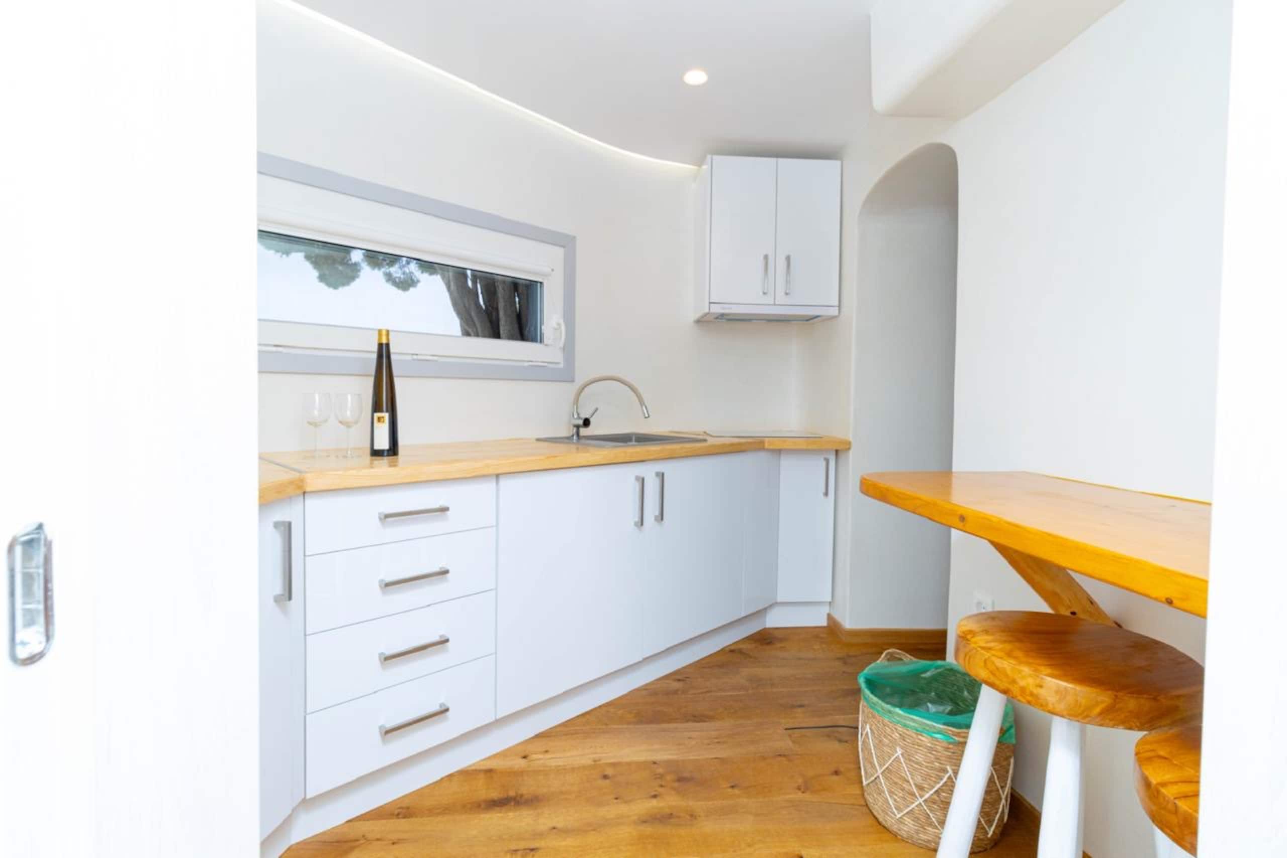 Mykonos Town Studio with Kitchen 12