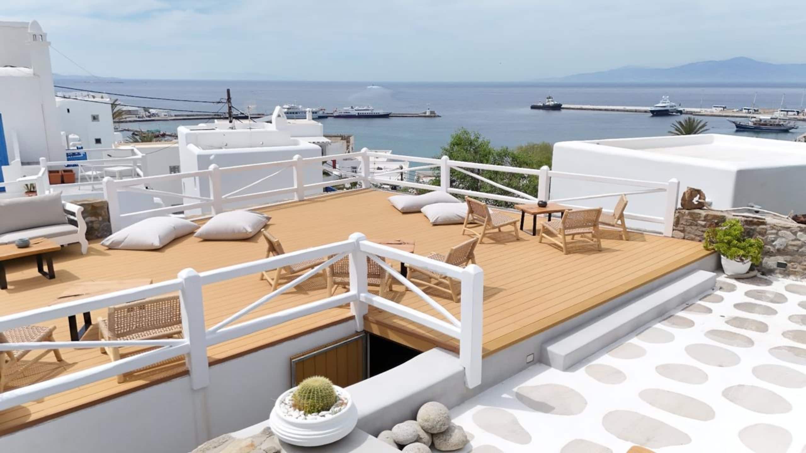 Mykonos Town Studio with Kitchen 32