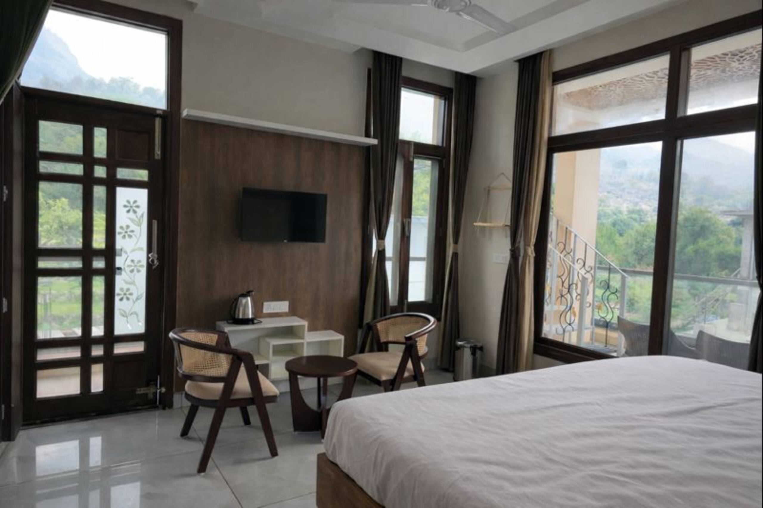 Manoratham Villa - A Boutique Himalayan Retreat 17