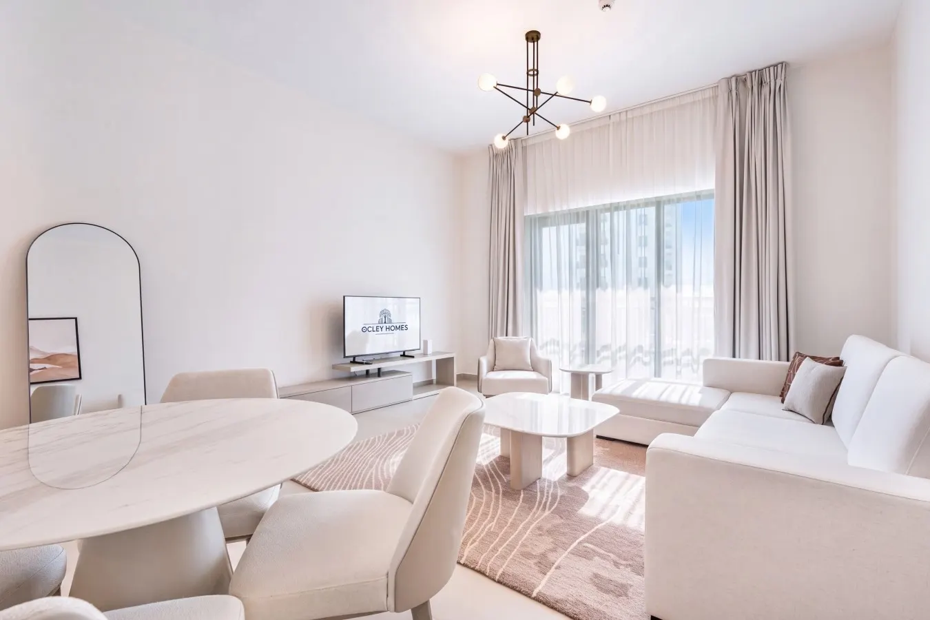 Bright Luxe Home in Yas Island 9