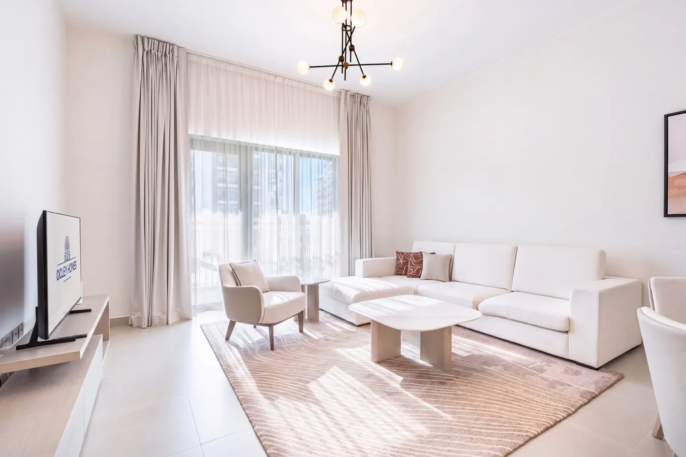 Bright Luxe Home in Yas Island 10