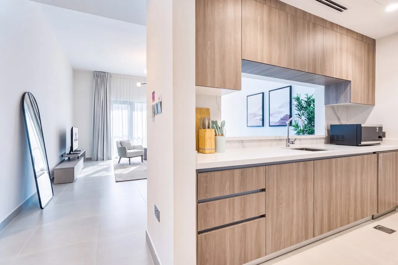 Bright Luxe Home in Yas Island 11