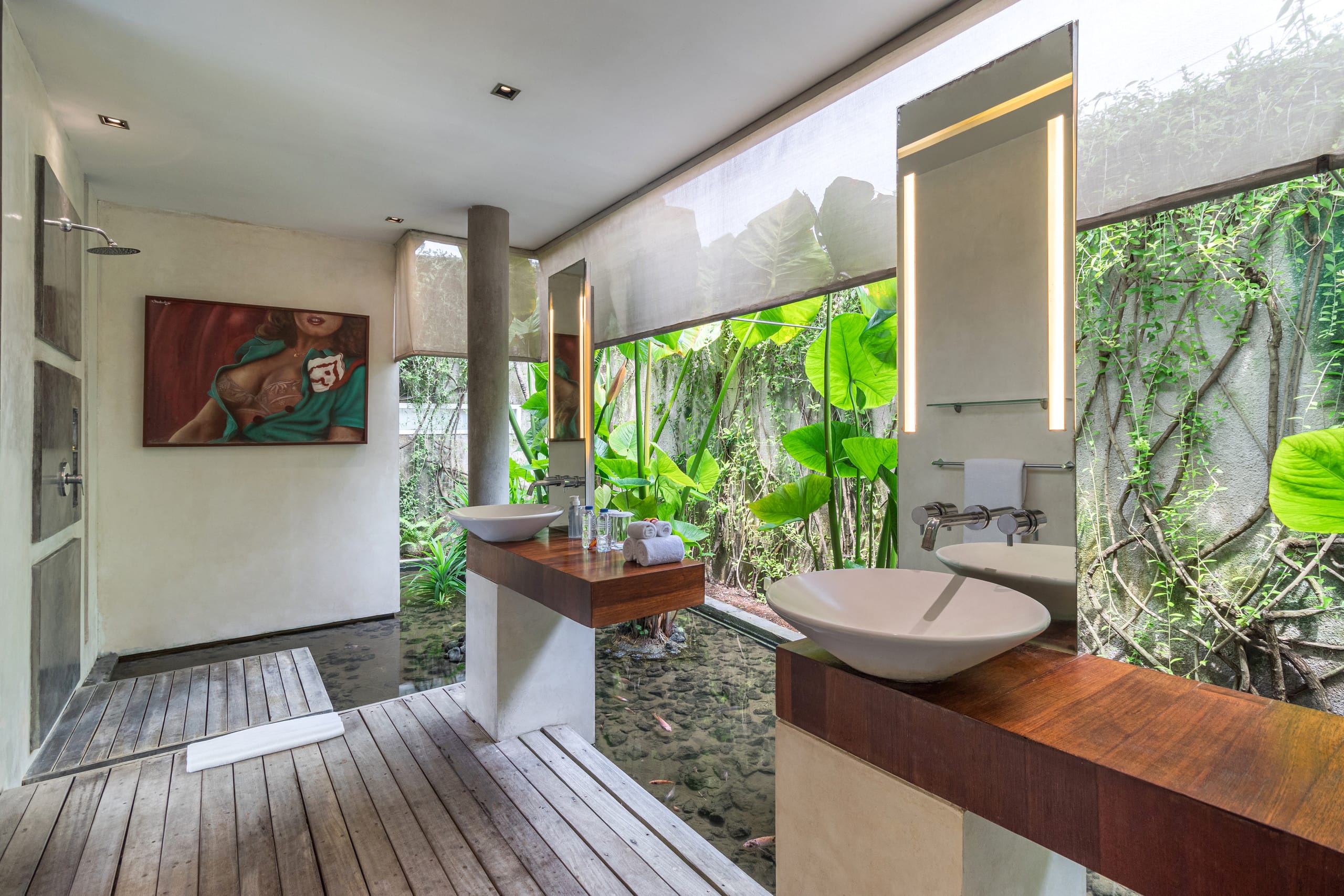 Stunning 4 Bed, Butler Service, Security, Central 31