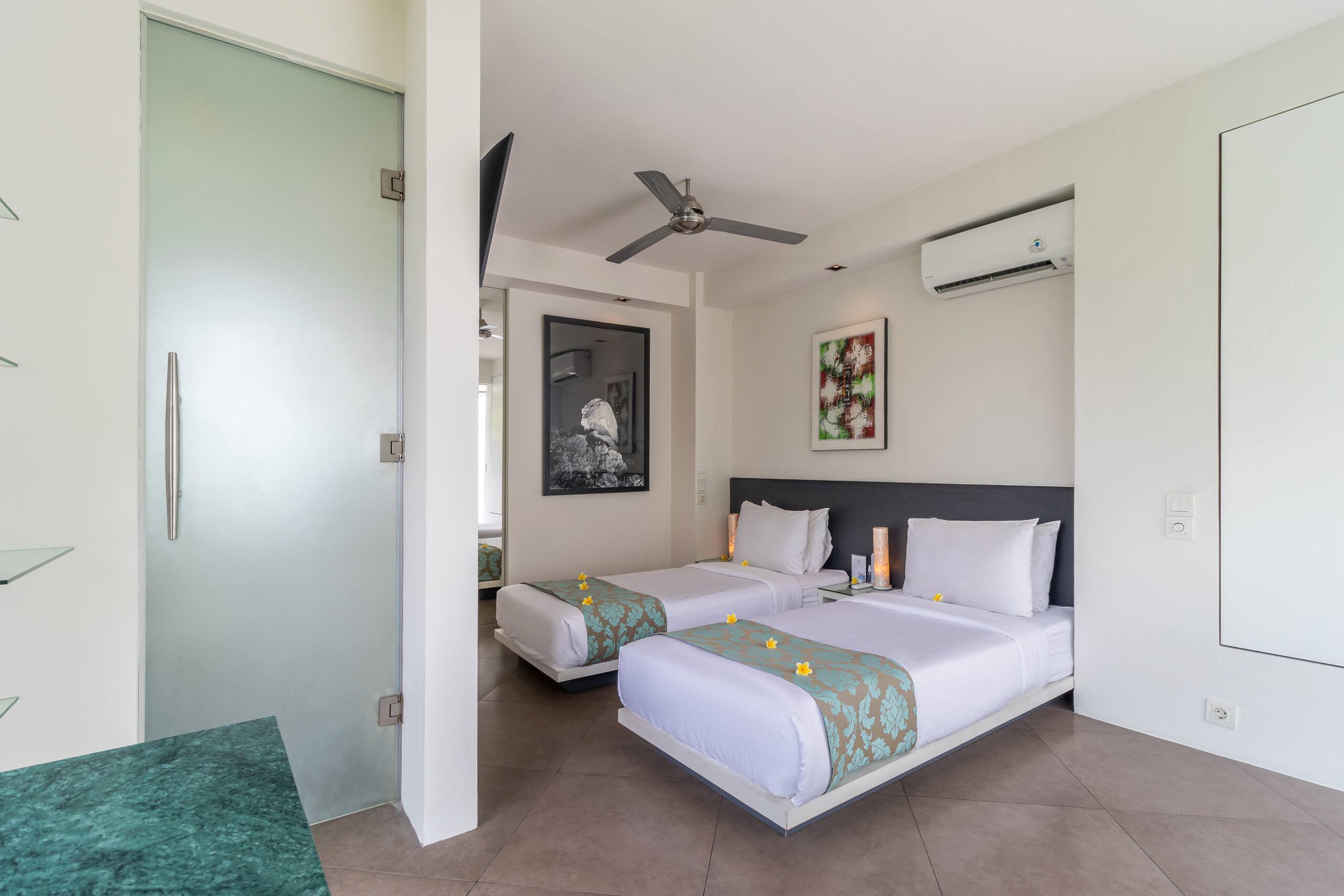 Stunning 4 Bed, Butler Service, Security, Central 23