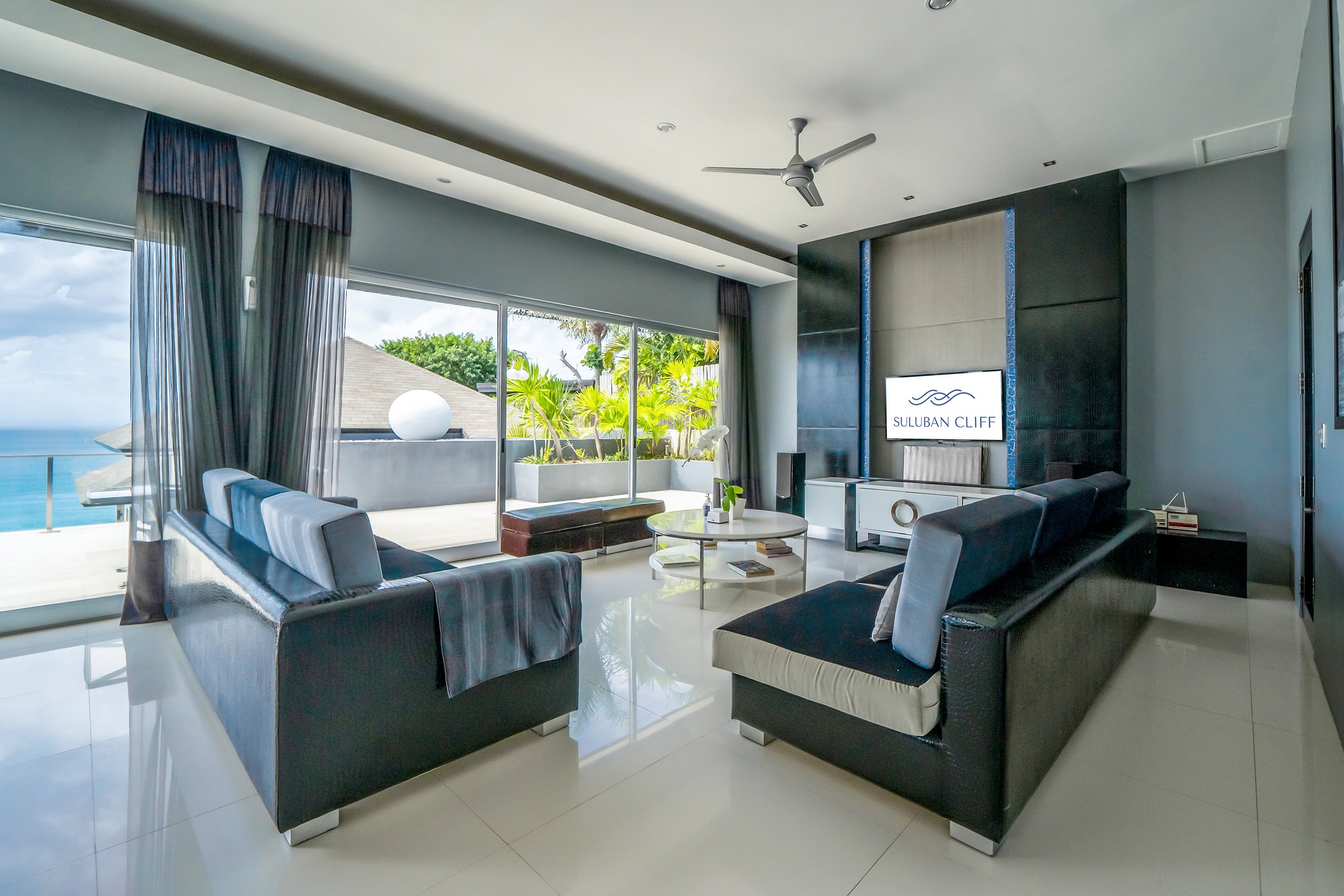Uluwatu Suluban Cliff Private 4 BR with Ocean View 9