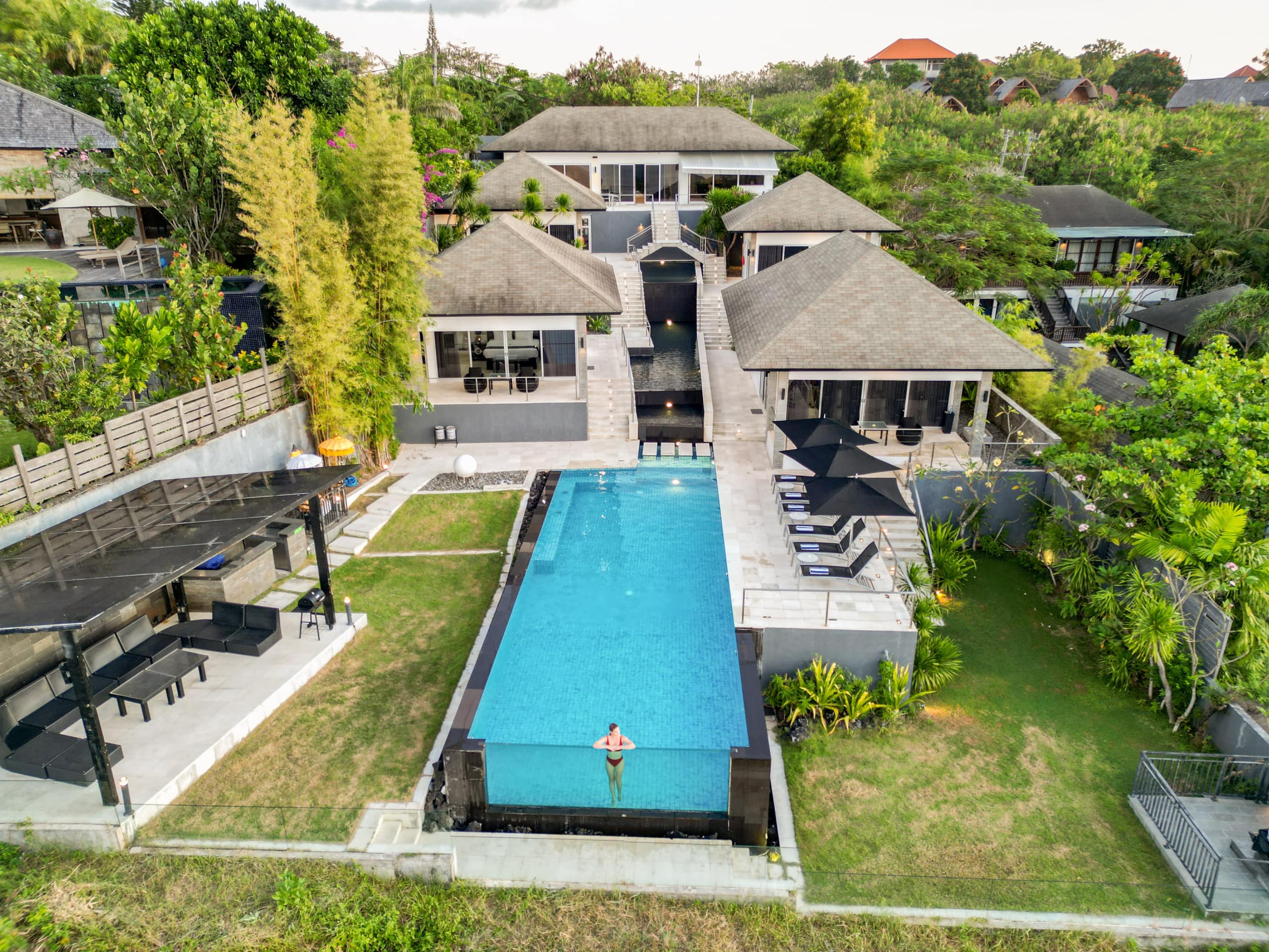Uluwatu Suluban Cliff Private 4 BR with Ocean View 6