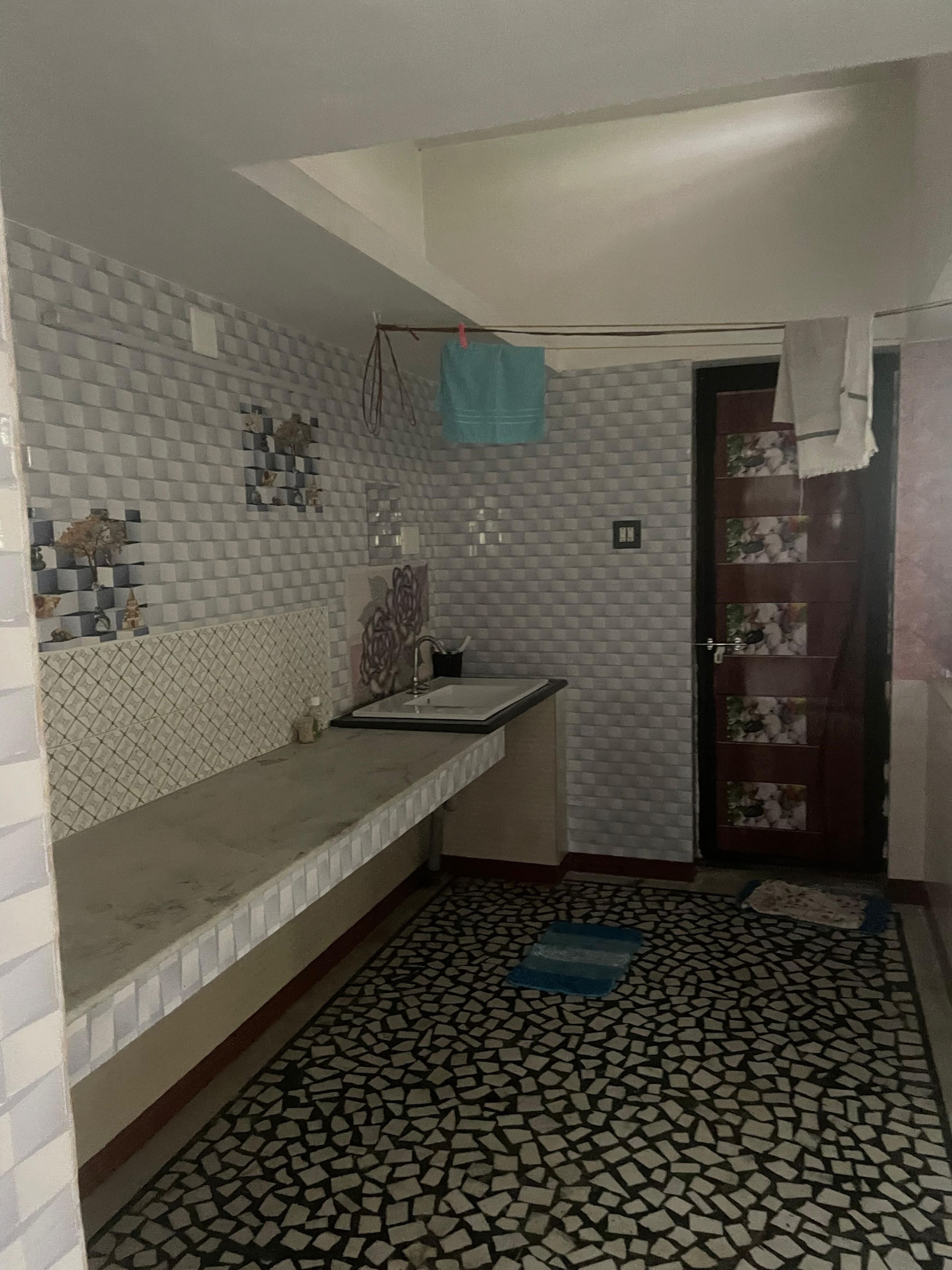 Secluded 3bhk house at Chalakudy w gated parking 11