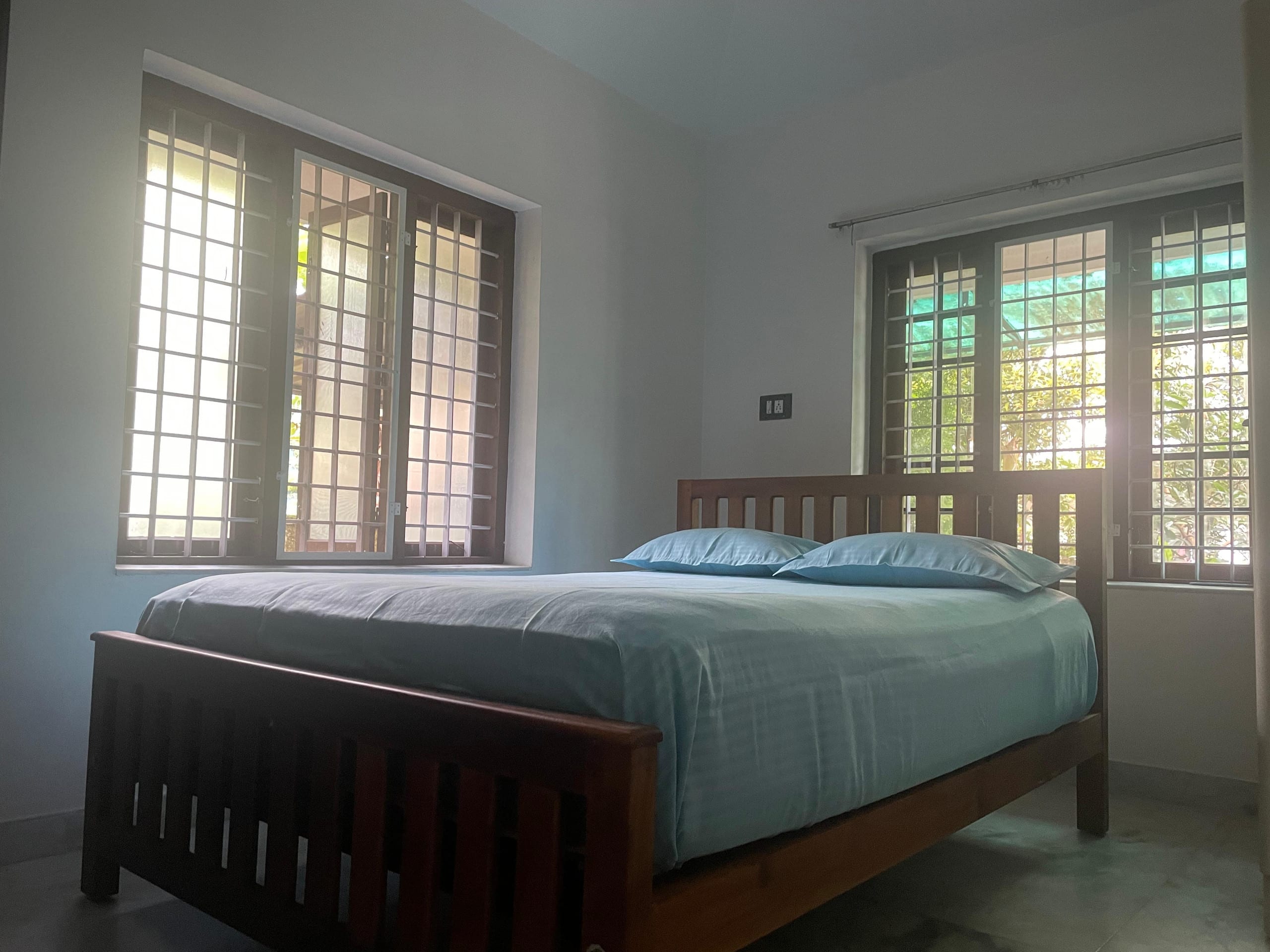 Secluded 3bhk house at Chalakudy w gated parking 15