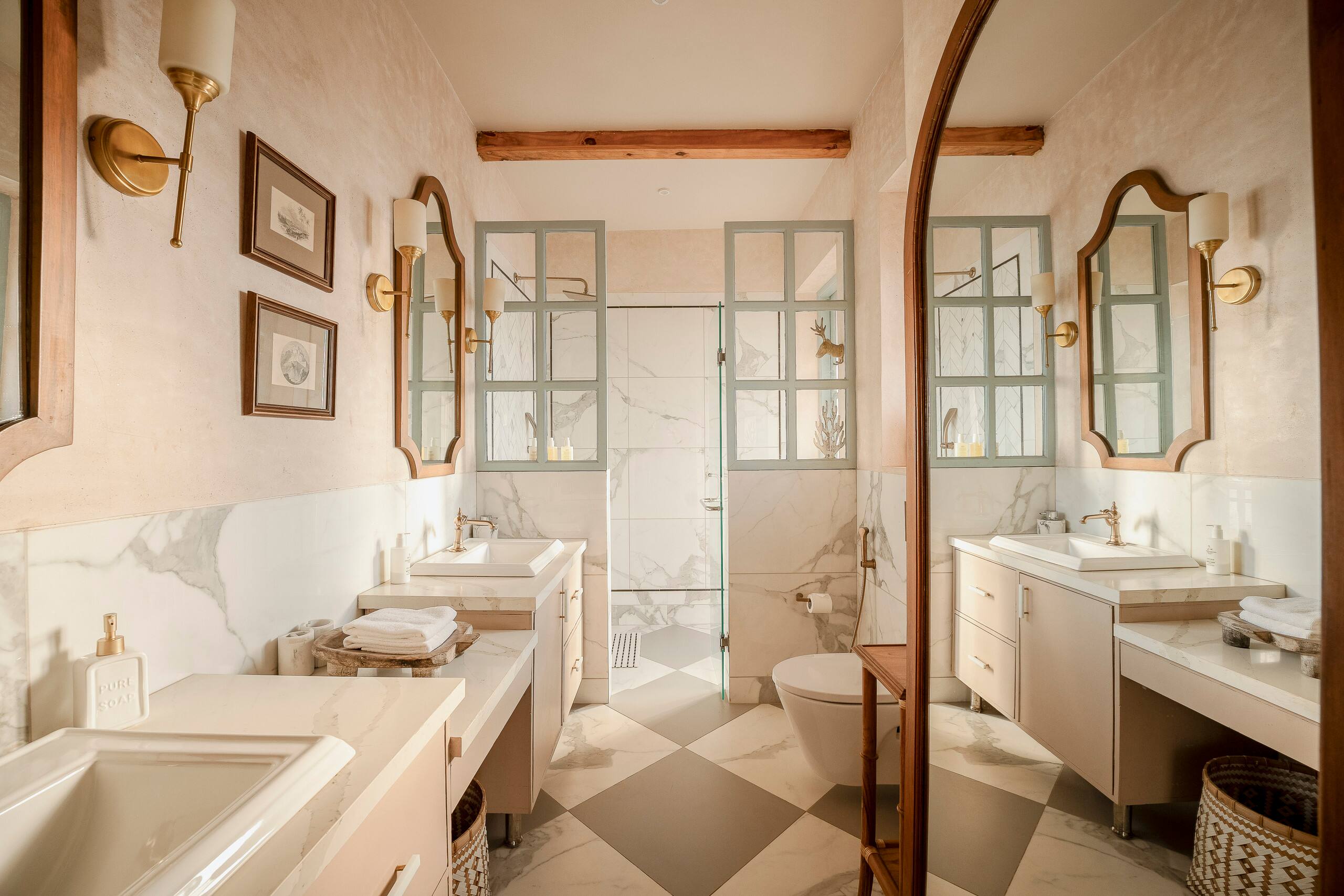 Lindsay Manor | Casa Malaga-Pool | Designer Villa 28